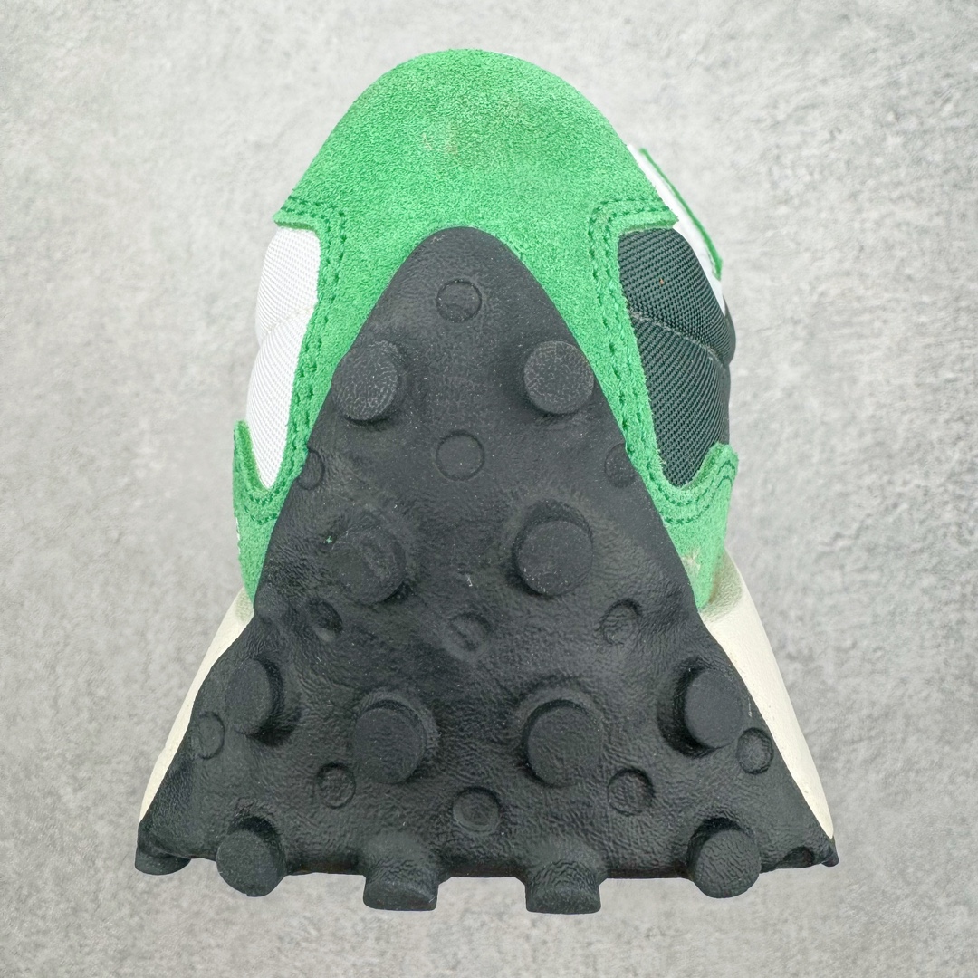 图片[8]-＃福利特价 New Balance MS327 NB新百伦系列复古休闲运动慢跑鞋 以更纯粹的复古风格设计打造的全新造型 侧身还以解构设计 将 N 字标志以做旧压花样式呈现 样式别具新意 而麂皮、冲孔皮革的塑造 则呈现出高级怀旧气质 也让鞋款在奢华时装风格与运动氛围之间达到了平衡 鞋身采用尼龙及猪巴革麂皮物料拼接构成 中底高弹PU材质及满丁防滑橡胶外底 尺码：36 37 37.5 38 38.5 39.5 40 40.5 41.5 42 42.5 43 44 45-选品中心