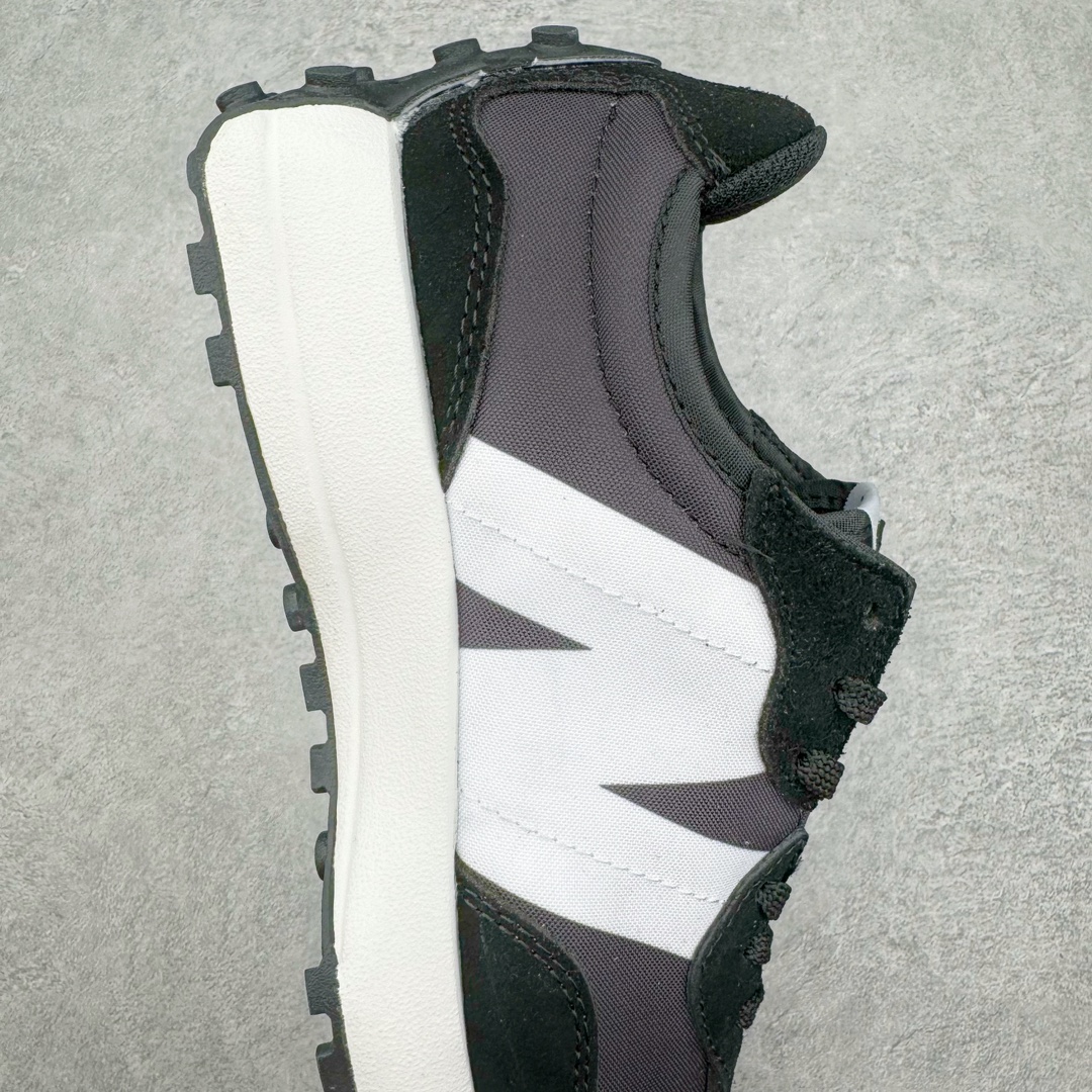 图片[6]-＃福利特价 New Balance MS327 NB新百伦系列复古休闲运动慢跑鞋 以更纯粹的复古风格设计打造的全新造型 侧身还以解构设计 将 N 字标志以做旧压花样式呈现 样式别具新意 而麂皮、冲孔皮革的塑造 则呈现出高级怀旧气质 也让鞋款在奢华时装风格与运动氛围之间达到了平衡 鞋身采用尼龙及猪巴革麂皮物料拼接构成 中底高弹PU材质及满丁防滑橡胶外底 尺码：36 37 37.5 38 38.5 39.5 40 40.5 41.5 42 42.5 43 44 45-选品中心