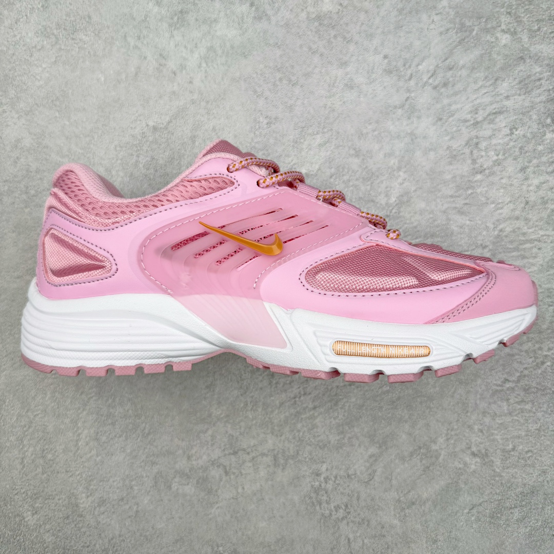 NK AIR PEGASUS 2K5 舒适百搭耐磨透气低帮跑步鞋时尚厚底老爹鞋 FV0390-121 Peg专为跑者打造的熟悉弹力脚感再度回归 助你攻克各种目标 再不然 也能为你增添足下风采 2K5 版保有你喜爱的灵敏度和适中支撑力 以及发想自 2000 年代初期跑者们的飘逸造型 鞋面采用皮革和网眼布材质打造 搭配上侧面的线条设计 十分吸睛 中底搭载了Air气垫 保证舒适的脚感反馈 尺码：36 36.5 37.5 38 38.5 39 40 40.5 41 42 42.5 43 44 45-选品中心