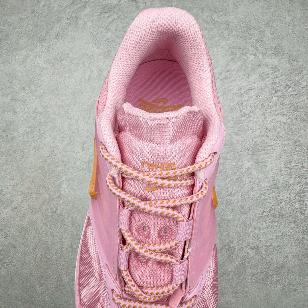 图片[5]-NK AIR PEGASUS 2K5 舒适百搭耐磨透气低帮跑步鞋时尚厚底老爹鞋 FV0390-121 Peg专为跑者打造的熟悉弹力脚感再度回归 助你攻克各种目标 再不然 也能为你增添足下风采 2K5 版保有你喜爱的灵敏度和适中支撑力 以及发想自 2000 年代初期跑者们的飘逸造型 鞋面采用皮革和网眼布材质打造 搭配上侧面的线条设计 十分吸睛 中底搭载了Air气垫 保证舒适的脚感反馈 尺码：36 36.5 37.5 38 38.5 39 40 40.5 41 42 42.5 43 44 45-选品中心