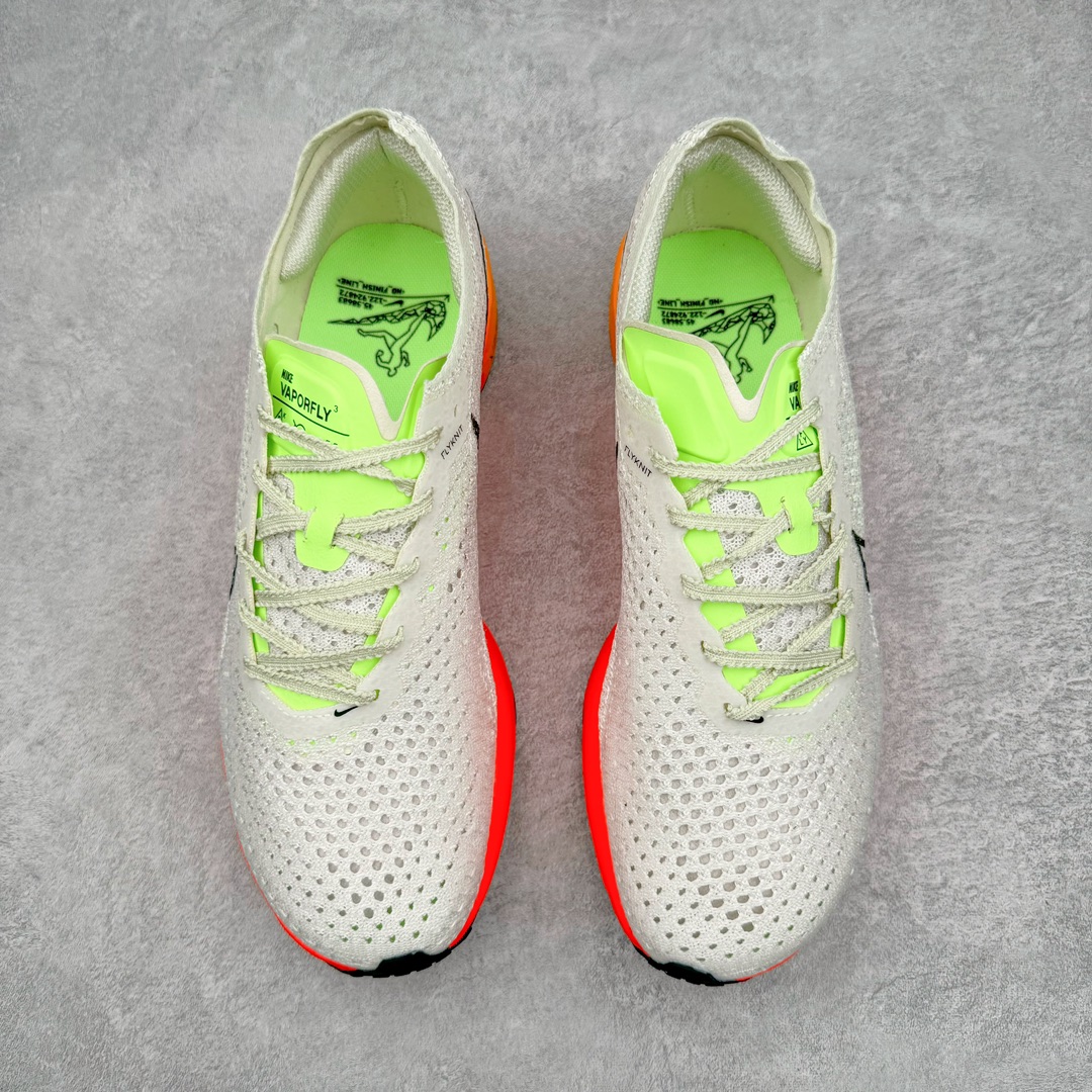 ＃纯原福利‼️
💰150 合作私
NK Zoom VaporFly Next 3% 编织飞线马拉松三代超级休运动跑鞋 泰光zp订单 真碳加持 保留了NK Systeml的突破性产品科技 且在这个基础上搭载了NK Flyknit鞋面 让这双为比赛竞速而打造的战靴更加轻盈、透气突破性的Zoom X泡棉带来NK跑步至今为止最为出色的能量回馈 
Size 详情看库存！
