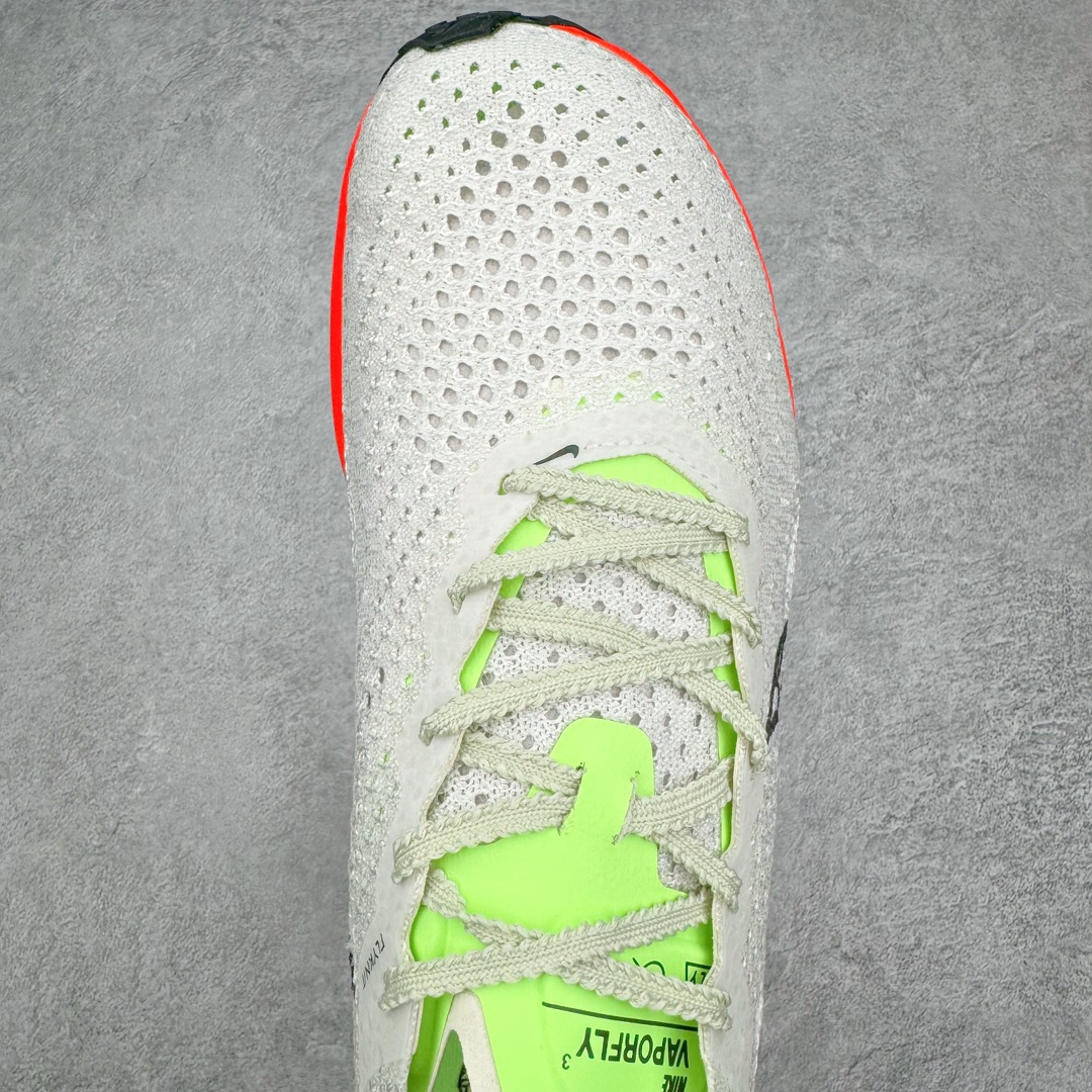 ＃纯原福利‼️
💰150 合作私
NK Zoom VaporFly Next 3% 编织飞线马拉松三代超级休运动跑鞋 泰光zp订单 真碳加持 保留了NK Systeml的突破性产品科技 且在这个基础上搭载了NK Flyknit鞋面 让这双为比赛竞速而打造的战靴更加轻盈、透气突破性的Zoom X泡棉带来NK跑步至今为止最为出色的能量回馈 
Size 详情看库存！
