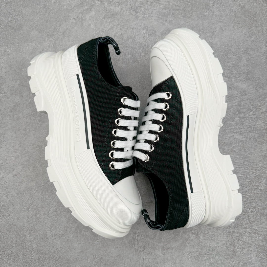 Alexander McQueen Sneaker
