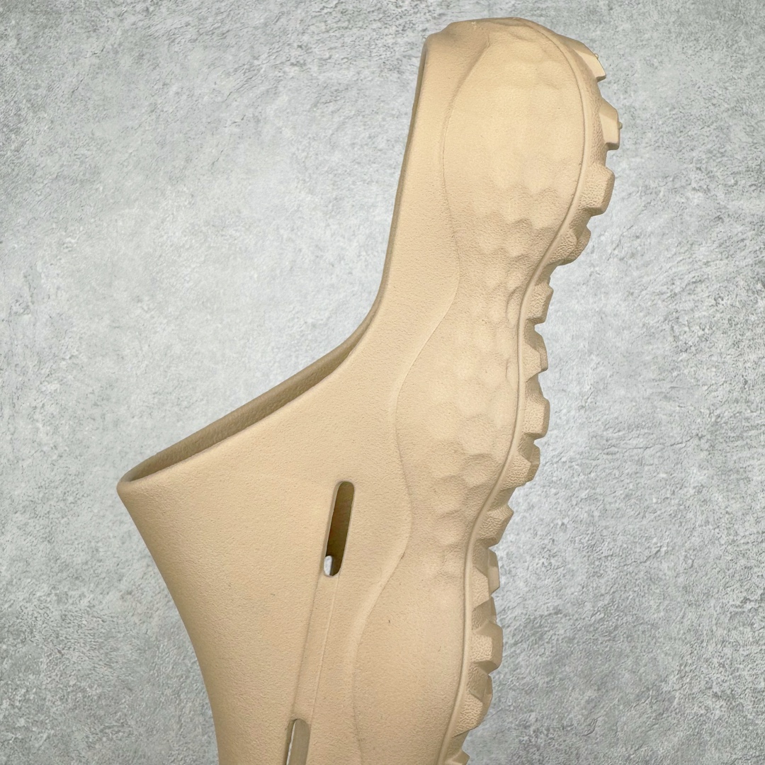 图片[7]-＃DG莞产 Columbia 哥伦比亚休闲舒适轻便百搭低帮一字拖鞋 男款 货号：骨白 BM8043-278/奶白BL8043-193/黑色BL8043-010 Columbia成立于1938年 源自美国俄勒冈州波特兰市 是有着80年悠久历史的国际户外品牌 哥伦比亚倡导“Tested Tough要玩就玩真的”品牌精神 实地测试文化作为其品牌基因 致力透过产品传递品牌精髓：Columbia执着于让消费者在户外得到专业的真实保护 可以更长时间地享受户外乐趣 尺码：40 41 42 43 44 45-选品中心