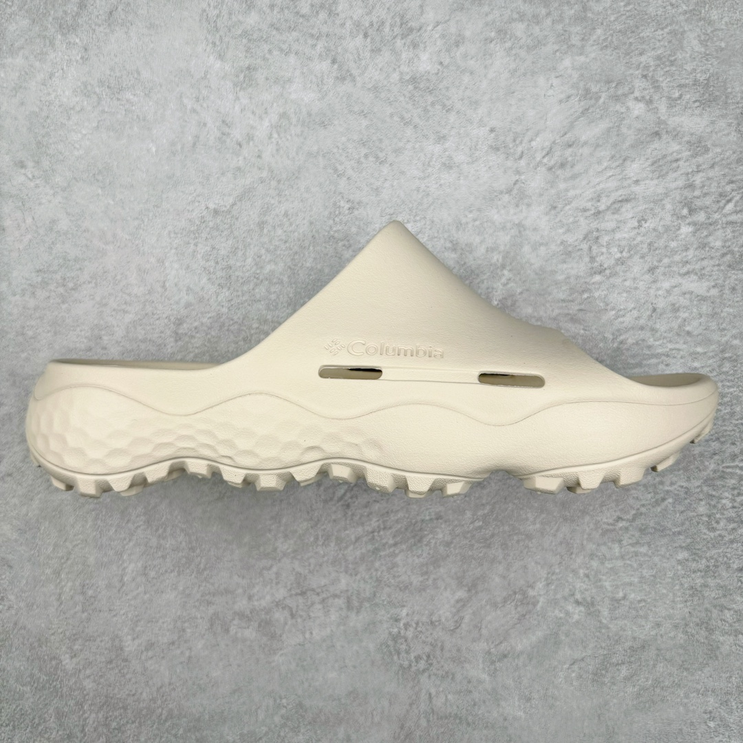 ＃DG莞产 Columbia 哥伦比亚休闲舒适轻便百搭低帮一字拖鞋 男款 货号：骨白 BM8043-278/奶白BL8043-193/黑色BL8043-010 Columbia成立于1938年 源自美国俄勒冈州波特兰市 是有着80年悠久历史的国际户外品牌 哥伦比亚倡导“Tested Tough要玩就玩真的”品牌精神 实地测试文化作为其品牌基因 致力透过产品传递品牌精髓：Columbia执着于让消费者在户外得到专业的真实保护 可以更长时间地享受户外乐趣 尺码：40 41 42 43 44 45-选品中心