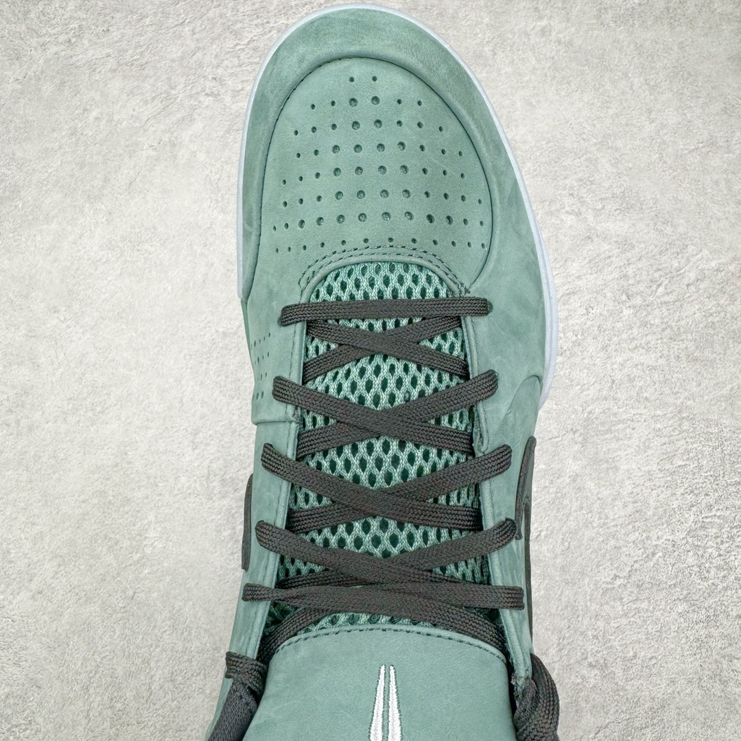 图片[4]-＃S2纯原 NK Zoom Kobe 4 科比四代 电镀银绿色 FQ3545-300 Zoom Turbo气垫➕后掌EVA缓震 实战配置直接拉满 原楦纸板开发 鞋身流线型、后跟塑形 区分土肥圆 原档数据3D打印 鞋面细节匹配原版 全身鞋材卡料色独家定制 唯一正确喷漆 SWOOSH NK专利Flyknit飞线科技 给予鞋身足够抗扭矩力 真实底模最大48.5 实战利器 专供海外市场 尺码：40 40.5 41 42 42.5 43 44 44.5 45 46 47.5 48.5 （脚宽、脚胖 建议买大半码）-选品中心