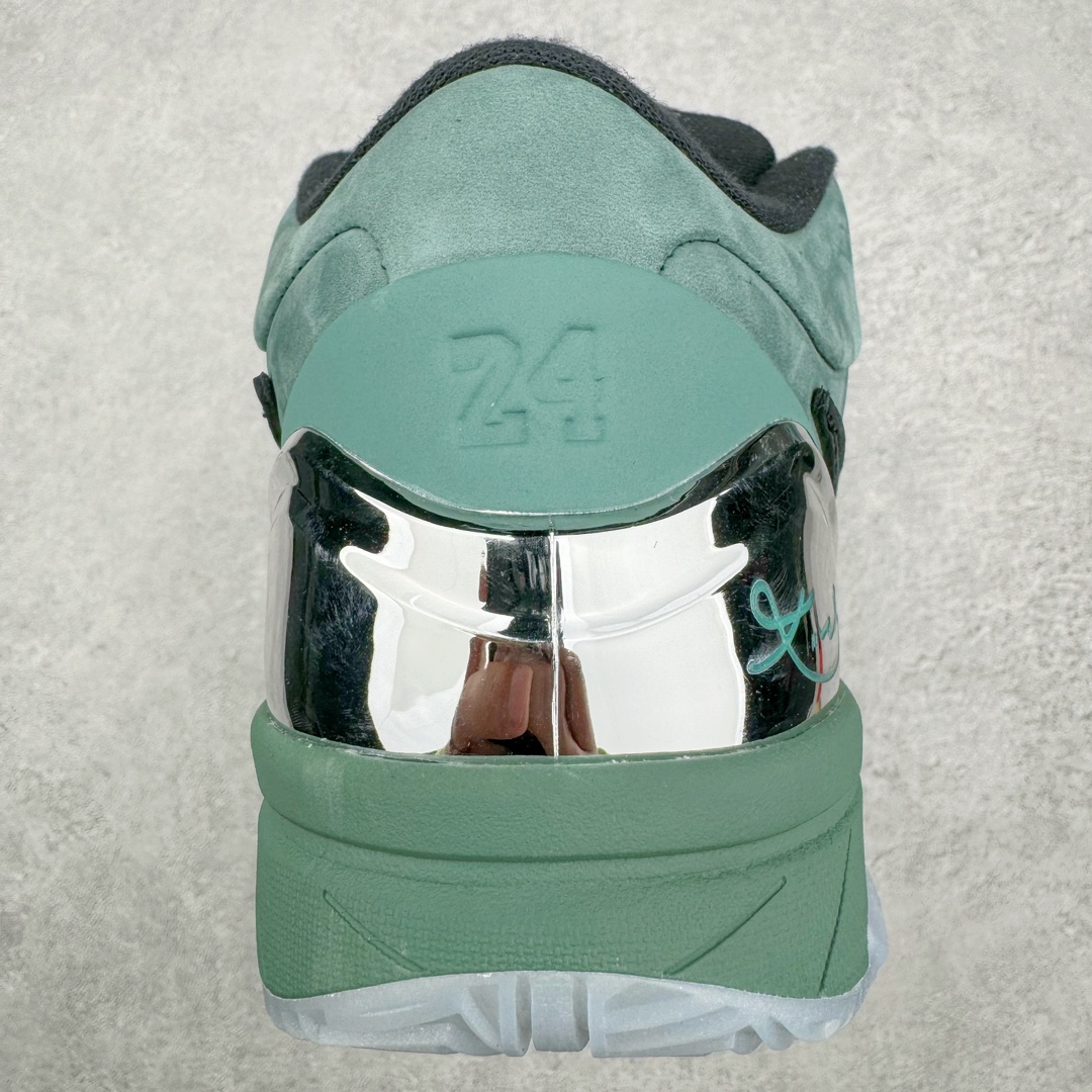 图片[8]-＃S2纯原 NK Zoom Kobe 4 科比四代 电镀银绿色 FQ3545-300 Zoom Turbo气垫➕后掌EVA缓震 实战配置直接拉满 原楦纸板开发 鞋身流线型、后跟塑形 区分土肥圆 原档数据3D打印 鞋面细节匹配原版 全身鞋材卡料色独家定制 唯一正确喷漆 SWOOSH NK专利Flyknit飞线科技 给予鞋身足够抗扭矩力 真实底模最大48.5 实战利器 专供海外市场 尺码：40 40.5 41 42 42.5 43 44 44.5 45 46 47.5 48.5 （脚宽、脚胖 建议买大半码）-选品中心