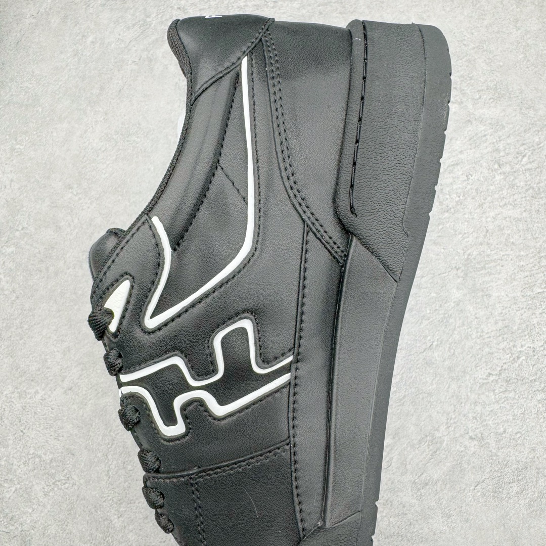 图片[7]-＃S版纯原 FENDI 芬迪 Match sneaters低帮运动鞋 独家定制 全身20几个细节点全部做到一致还原 吊打市面所有版本 独家原装套装配件官方同源 渠道原装订单 全套专柜包装物及配件#鞋底嵌入核心防伪芯片感应装置 FENDI芬迪match最新爆款情侣款运动鞋板鞋原版购入 高工艺无缝细空胶技术 贴楦误差0.05mm,鞋底采用固特异内外锁死工艺 最大限度弯折永不开胶 原鞋一致效果环保无味 鞋面采用麂皮和皮革拼接组合 logo内里采用毛巾绒里 上脚超级柔软 轻便 舒适搭配卫衣 尺码：35 36 37 38 39 40 41 42 43 44 45-选品中心