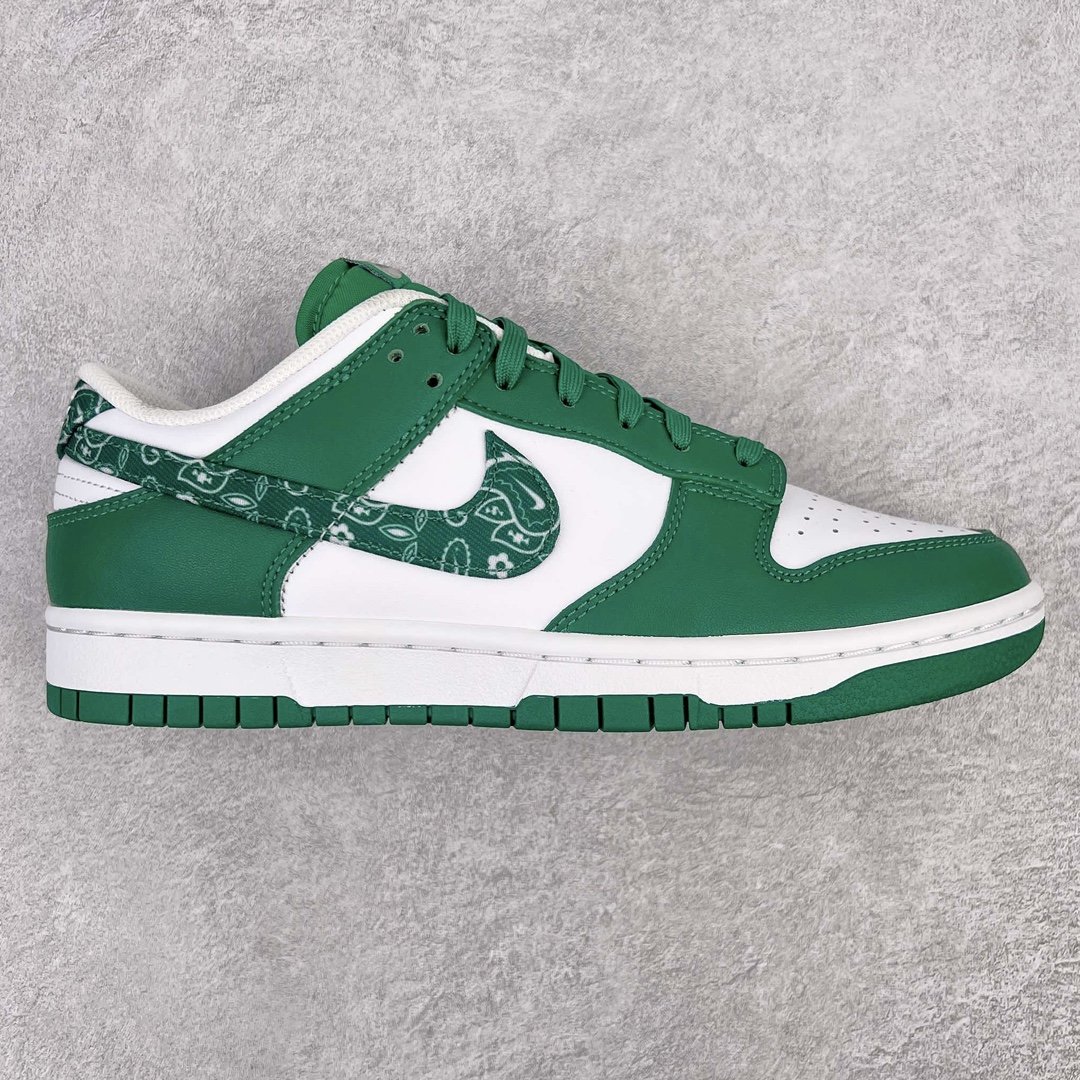 零售💰360 ＃M纯原 NK Dunk Low  \”Green Paisley\” 绿色佩斯利腰果花 DH4401-102 圈内最强 零售首选 独家原厂航空铝磨具打磨大底 鞋头坡度极致还原 原盒原配 圈内天花板工艺 原厂冲刀 超高清洁度 全鞋零毛边皮料切割 全套原楦原模倾力打造完美版型 采用原厂百宏鞋带以及原厂百宏织唛舌标 内标可供原厂几率过验 原厂中底布黄色点胶 原厂中底布拉帮走线遵循公司‼️SIZE：36 36.5 37.5 38 38.5 39 40 40.5 41 42 42.5 43 44 44.5 45 46 47.5 编码：by3936060-运动鞋