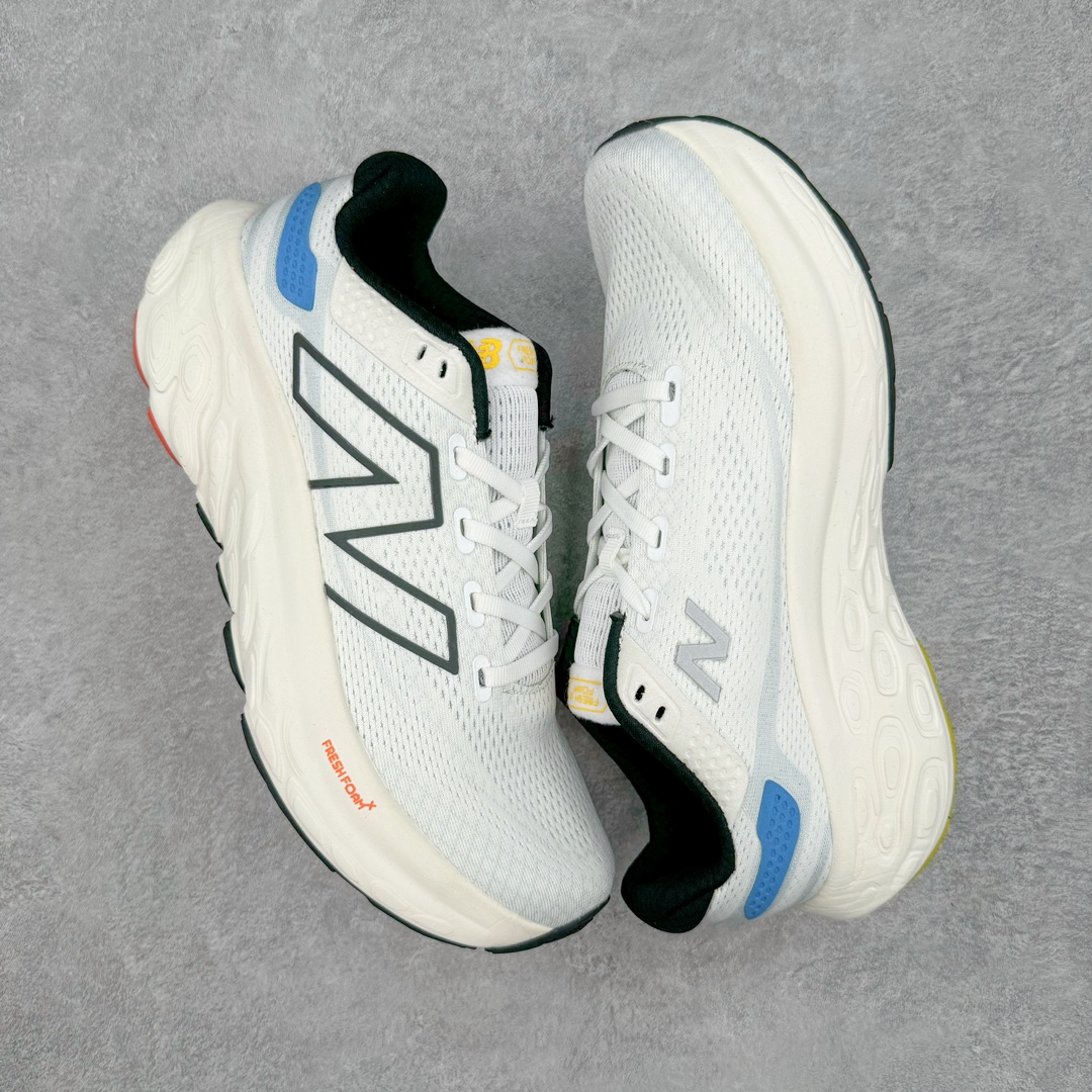 图片[3]-零售💰260 New Balance Fresh Foam X NB1080V13 新百伦系列低帮轻量化厚底健身休闲运动慢跑鞋 近赏｜无论是日常慢跑，还是City Walk，它都可轻松应对提起今年最流行的事情，想必在你所在的城市来一段City Walk，是很多潮男潮女都会做的吧。当时间来到十月，一年中最舒服的时光，无论是慢跑也好，还是City Walk，今天推荐的这双鞋，都可以轻松应对。那就是可以带给你久违的松弛感、治愈你柔软的需要的New Balance Fresh Foam X1080v13。作为New Balance经典跑鞋系列，1080系列可以说凝聚了品牌历来前沿科技与制造匠心。今年的v13版本可谓再度革新。在舒适体验、运动性能以及造型风格三个维度上做到了有机交融。舒适体验一直是1080跑鞋系列带给我们最大的直观感受，加上本就带有严肃跑鞋基因，在今年全新材料配方的Fresh FoamX中底泡棉上则有了不一样的缓震性能，重新定义“踩屎感”。可再生柔软针织鞋面使用可追溯的Repreve再生鞋面材料，柔软透气的鞋面提供绵密的贴合与包裹感，轻量分区橡胶大底分区外底橡胶采用新材料，改进纹路设计，增加前掌外底硬度，提升滚动反馈和传动效率。尺码：40 40.5 41.5 42 42.5 43 44 45 编码：Cby2936060-运动鞋