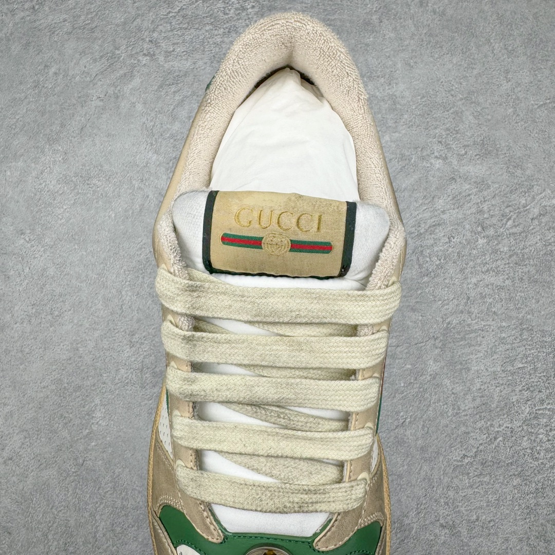 图片[5]-零售💰410 ＃M纯原 Gucci Screener sneaker 古驰双G小脏鞋系列复古怀旧校园风低帮板鞋 全套原楦原纸版原鞋开模 全网最具灵魂的版型 鞋头上翘1.6CM 后跟自然弧度内收 双G珐琅 条纹清晰 原厂五金带3M反光 原装意大利进口里外全皮 纯手工水洗做旧处理 侧面条纹饰带 原厂定制 零串色零起毛 大底防滑网格由里到外大小逐渐递减 原厂数据电绣 清晰立体 多边形闪钻大小一致带光泽 全鞋电脑针车 紧密相连 针距密度一致 环保乳胶注塑鞋垫 厚度脚感还原原版 皮面裁剪部位 统一油边封口工艺 大底组合零偏差 挑战各种艺术家 右脚鞋侧嵌入NFC防伪芯片装置＋鞋盒标二唯码扫描 秒进官网 专柜全套包装 防尘袋 说明书 质保卡 购物袋 Size：35 36 37 38 39 40 41 42 43 44 45 编码：by4936010-运动鞋