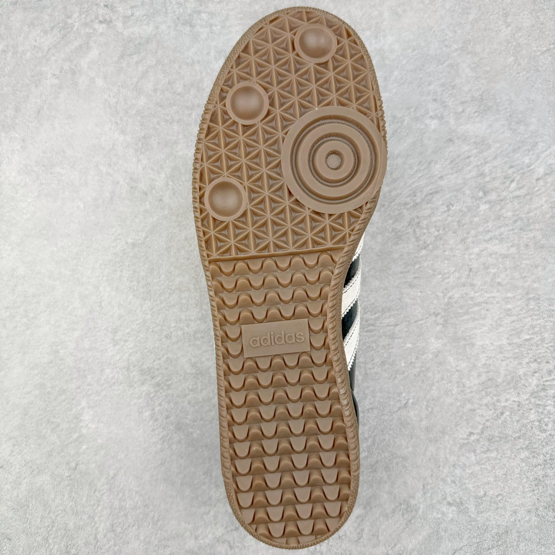 图片[9]-AD Original Samba OG 复古经典轻便板鞋 ID1141 这款桑巴鞋展示了高质量的工艺 带有装饰的超锁缝制和无缝的手感 柔软、柔软的皮革造型和标志性的3条纹完成了精致的外观 正规合身鞋带 鞋面上有绒面鞋垫 橡胶鞋底 享受正畸套筒软感 自50年代首次亮相以来就一直在赢得粉丝的青睐 尺码：36 36.5 37.5 38 38.5 39 40 40.5 41 42 42.5 43 44 44.5 45-选品中心