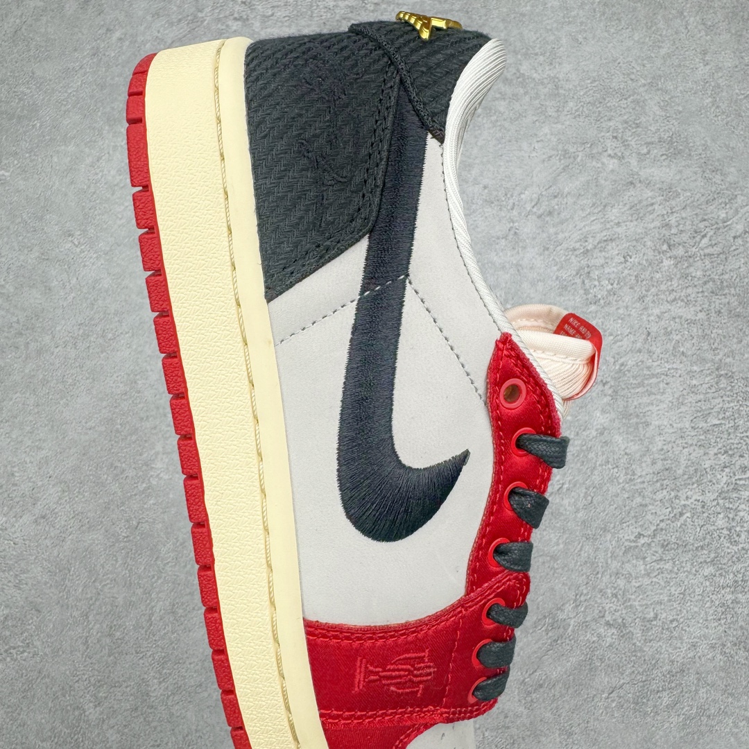 图片[5]-零售💰320 ＃DT纯原 Trophy Room x Air Jordan AJ1 Low 低帮 乔丹之子联名白黑红 FN0432-100 市面唯一纯原级别 完美零毛边处理 原厂内置全掌气垫 价格定位良心 几十个配色陆续出 平台专用代工流水线出品 一眼公司既视感 拿到手的一瞬间就与众不同 碾压市面所有版本 认准细节 全部原鞋开发 每一个配色都会采购原鞋确认细节 打破市面看图做货无好货之说 细节精确 所有配色原数据档案开发 尺码：35.5 36 37.5 38 38.5 39 40 40.5 41 42 42.5 43 44 44.5 45 46 编码：by3936020-运动鞋