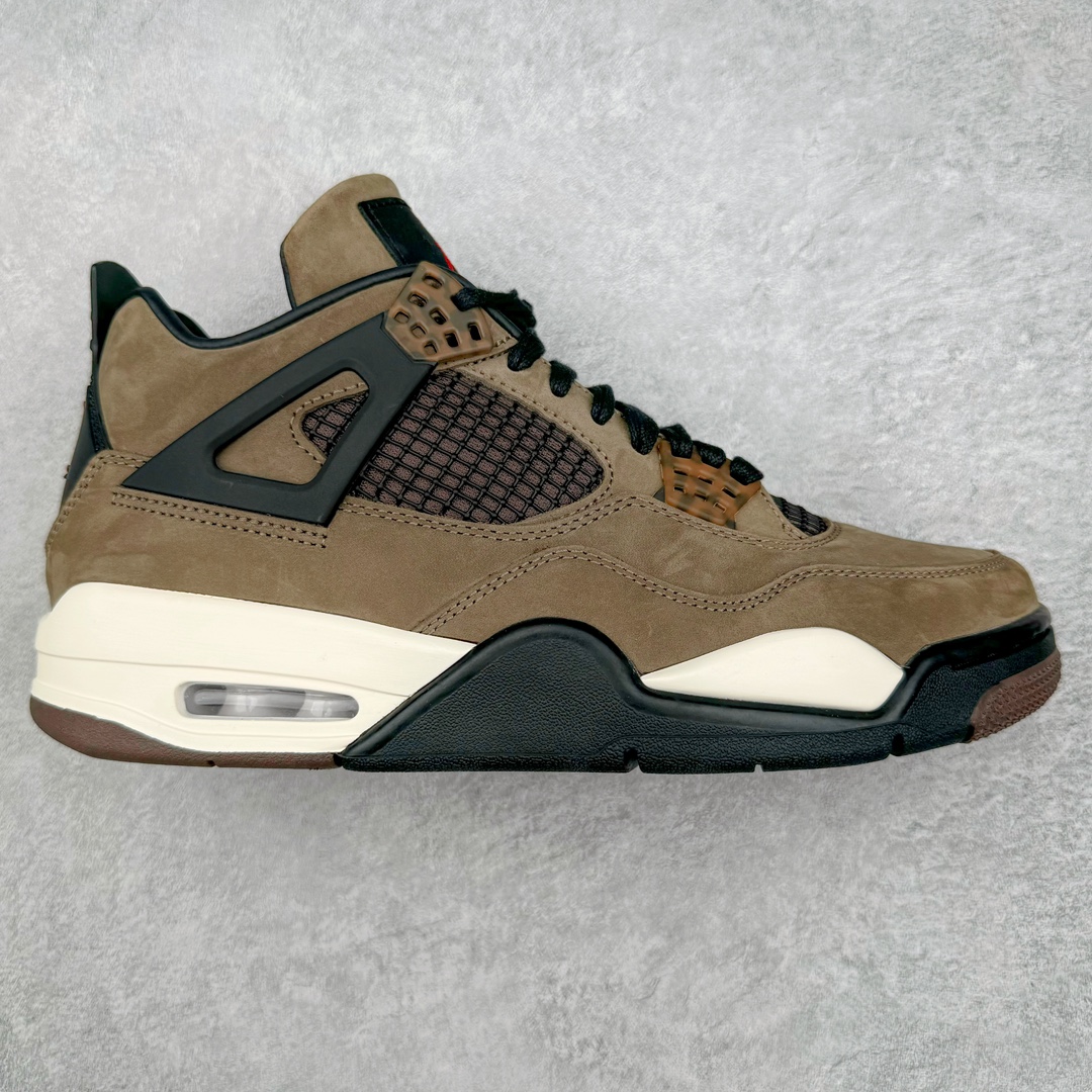 零售💰530 ＃GX Travis Scott x Air Jordan AJ4 TS联名亲友限定棕色 AJ4-766302 圈内最强四代 独家外贸特供尺码含 45.5 49.5 50.5 耗时半年巨作 全套原纸板楦头开发 原厂特供皮料加持 确保原汁原味 完美呈现四代版型 一比一鞋头弧度高度鞋身弧度 数据细节工艺流程均保持原鞋一致 原厂TPU网格鞋带扣 正确内里网布 菱角分明不变形无多余毛边 柔软性质感一致于原鞋 市场唯一原厂鞋扣模具 背面可见隐藏注塑口 原厂织唛标 原厂飞人电绣工艺 尾指中部跳三针 独家绑鞋带手法 印刷中底布 四线拉帮 米色美纹纸贴合固定 进口港宝加持 后跟自然饱满 全鞋荧光划线卡点 追求极致完美 每一双都是工艺品 多重QC质检 超越公司货的品控标准 实实在在的免检产品 尺码：40 40.5 41 42 42.5 43 44 44.5 45 45.5 46 47.5 48.5 49.5 50.5 编码：by5936030-运动鞋