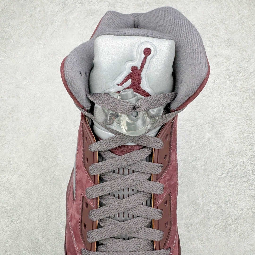 图片[5]-零售💰510 ＃Ljr特供 Air Jordan AJ5 Retro 勃艮第红 DZ4131-600 全新改良批次 圈内最强倒钩系列 恪守真诚 承诺混一赔十 高端零售裸鞋圈特供批次 SZ原厂全套原楦原纸板冲刀磨具开发 原厂皮料加持 原厂港宝加持定型后跟R度完美 同源原厂电绣 飞翼针数密度立体效果一致 百分百一致原鞋 原厂拉帮工艺 针距密度一致 后跟弧度收口自然不对折 极致一眼正品既视感 进口玻璃冲刀皮料裁剪零毛边 全鞋电脑针车工艺 品控清洁度最高QC检验标准 免检产品 原厂订购鞋盒、鞋标、防尘纸、鞋撑、鞋带 追求极致的原厂味道 SIZE：40.5 41 42 42.5 43 44 44.5 45 46 47.5 48.5 编码：by5936010-运动鞋