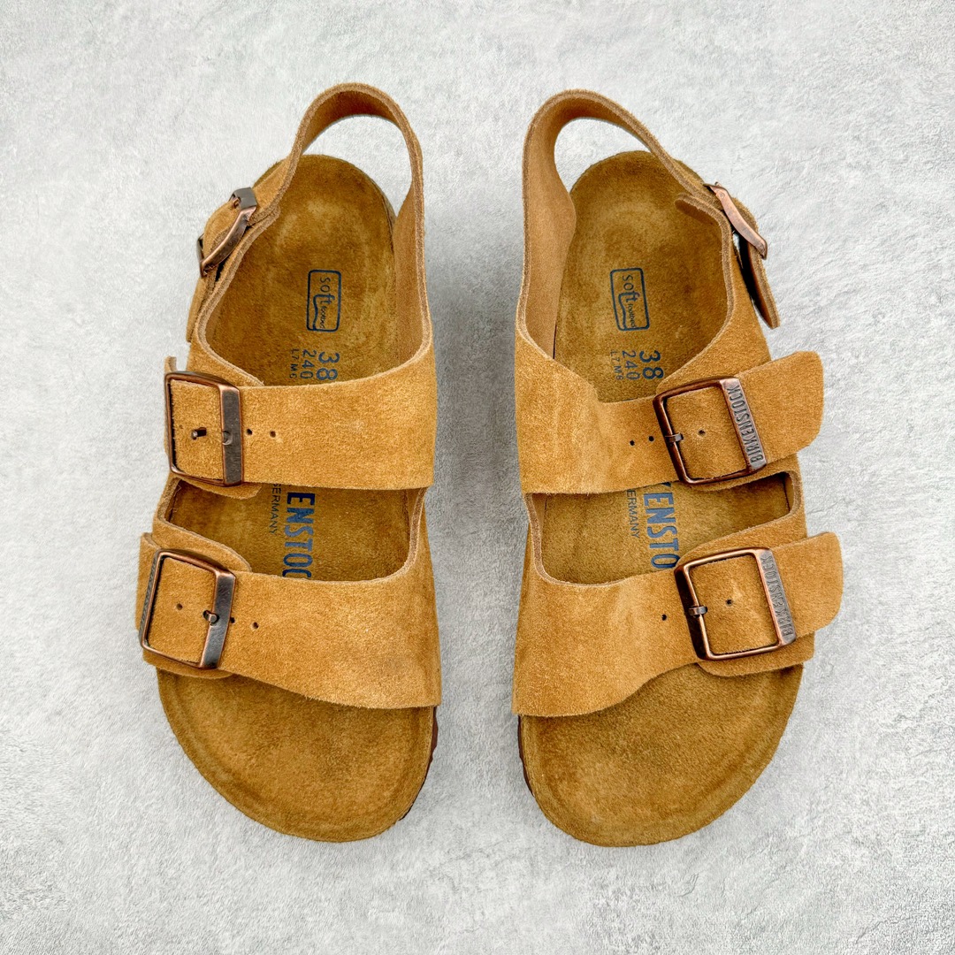 图片[2]-零售💰290 ＃SP Birkenstock Arizona 系列勃肯皮革绒面双扣时尚凉拖鞋 牛皮绒面革质地柔软 搭配可调节鞋扣提升穿着舒适度 人体工学设计分散脚部压力 保护脚踝 软木乳胶鞋床具有一定的收缩性 长时间穿着后能贴合脚型 EVA鞋底回弹性和抗张性力高 具有良好的防震、缓冲性  四季皆宜 柔软的鞋床采用额外的泡沫缓冲层 提供额外的舒适感和全天支撑 全网独家首发 源于德国的严谨工艺  牛巴戎面 中层松木 EVA 三层组合大底 优质牛皮面料五金扣 出口订单 尺码：35 36 37 38 39 40 编码：Uby2936090-运动鞋