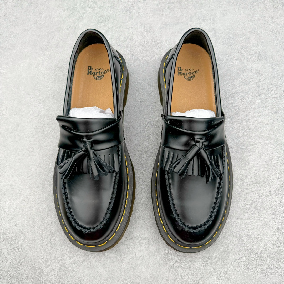 图片[2]-零售💰250 著名工鞋品牌-马汀博士Dr. Martens Audrick Nappa Leather Platform Shoes 奥德里克系列三孔松糕低帮英伦骑士朋克复古机车厚底粗跟马丁靴“皮革黑黄”P27147001 采用软质牛剖革鞋面材质#厚实耐磨PVC透明水晶橡胶大底(跟高5.5cm,有明显外增高效果!!)#空补胶“零胶”工艺#真实大底拉帮线锁底#附送手提包装袋 尺码：35-45（比运动鞋偏大一码！） 编码：Dby2936050-运动鞋