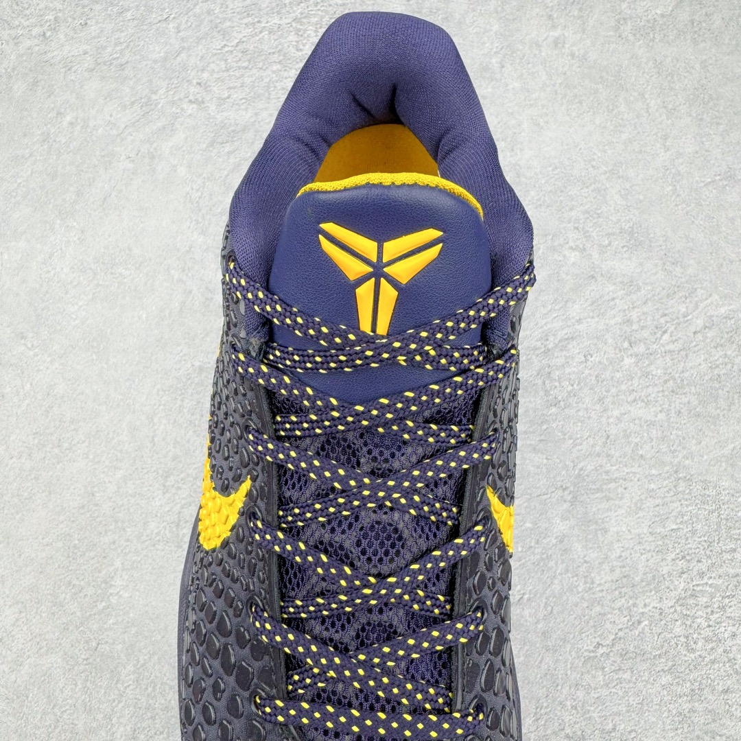 图片[5]-零售💰510 ＃WM NK Zoom Kobe 6 科比六代实战篮球鞋 429659-501 欧美外贸平台特供版 全网唯一开发至49.5 50.5码 主攻中端市场 全套原纸板楦头开发 确保原汁原味 完美呈现版型 一比一鞋头弧度高度鞋身弧度 细节品控鞋型完美 原厂TPU网格鞋带扣 正确内里网布 前后气垫加持 信仰绝不减配 全复合式的鞋面 内层为透气网面 中层加载Fly wire科技 而外层则用聚氨酯岛状结构塑造出非常逼真的蛇麟纹路 多层的鞋面结构带来了更好的透气性和更有针对性的保护 加入了双层记忆海绵鞋垫 可根据球员脚形自动调节以提高合脚度 使脚感更加柔软舒适 赋予球员非一般的球场舒适感受 独家前掌Zoom Turbo 后掌马蹄Zoom缓震 内置全真动态飞线 独家复刻U型缓震垫带独立钢印 十年情怀 这里完美落地 一个月独家售后 为实战保驾护航 尺码：41 42 42.5 43 44 44.5 45 45.5 46 47.5 48.5 49.5 50.5 编码：by5936010-运动鞋