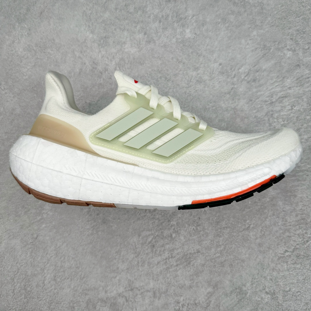 零售💰270 ＃YG纯原 AD Ultra Boost Light UB2023系列低帮袜套式针织透气缓震休闲运动慢跑鞋 HQ6348 德国进口巴斯夫大底 全套原纸板楦头开发 原厂特供飞织面配套加持 确保原汁原味 完美呈现版型 一比一还原zp踩屎脚感 原档案底模数据 正确多层组合大底 辰元原厂针织代工 细节还原度极高 独家外贸特供开发至48.5 历经10年不断创新以科技重塑跑步推出全新超轻新科技跑鞋 力求为跑步添活力 搭载LIGHT BOOST中底的新鲜演绎 无论节奏快慢、距离长短 伴你活力畅跑 延续了该系列的设计语言 采用分区编织鞋面 鞋头处网眼孔洞更大 提升透气性 一体式鞋舌 避免运动中出现偏移 实现鞋脚一体性 鞋侧 TPU 材质 有效提供支撑性 镂空的设计 同时减轻整体重量 最明显的则是中底部分 不仅是厚度夸张 大家最熟悉的 Boost 材质终于迎来升级 减重 30% 带来更轻量化的上脚感受  SIZE：36 36.5 37 38 38.5 39 40 编码：by2936070-运动鞋