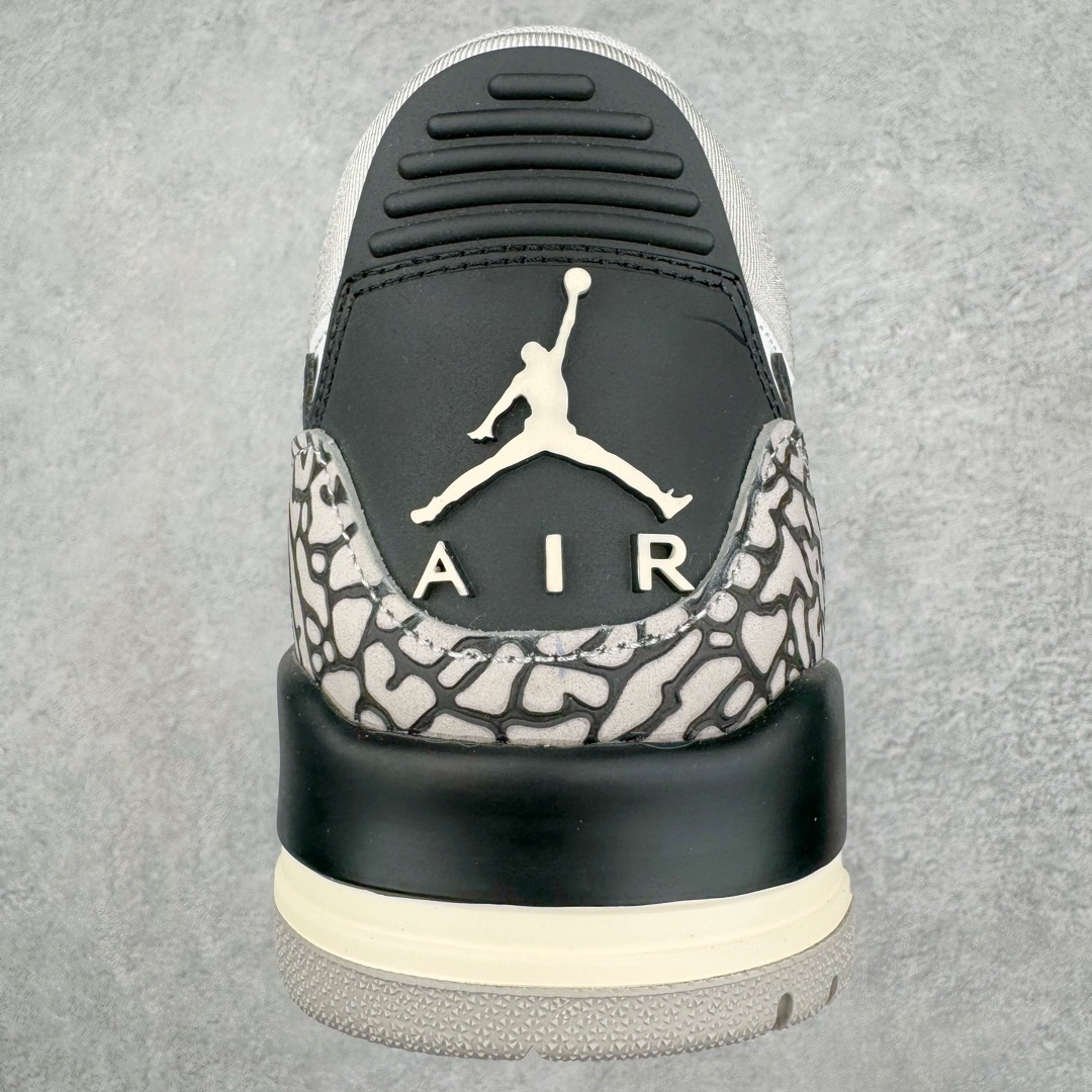 图片[6]-零售💰230 ＃奥莱Zp订单福利‼Air Jordan Legacy AJ312 低帮 CD7069-101奥莱zp订单 直播间399 499一样的东西 帮你省钱 鞋身采用了皮革材质打造 横跨鞋面的魔术贴十分吸睛 侧面的Swoosh Logo的一部分被鞋面遮挡了一部分 颇具玩味 魔术贴上标有NK标识 而鞋舌上是Jordan的经典飞翼Logo 后跟和鞋底均采用了Air Jordan 3 的设计 后跟上同样也使用了经典的爆裂纹图案 SIZE：40 40.5 41 42 42.5 43 44 44.5 45  编码：Fby2936030-运动鞋