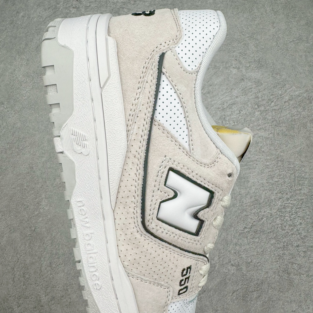 图片[6]-零售💰240 NB新百伦New Balance BB550系列经典复古低帮休闲运动篮球板鞋550 其实发迹于1989 年 是品牌历史中一款十分小众的篮球鞋履 低筒的鞋身搭配上皮革的设定让其鞋型在现今看来相当复古 同时搭配上Aimé Leon Dore刻画的四款配色 都让这款低调鞋款冲上炒价热搜 也因此让更多鞋迷知悉这款NB 鞋履 相比NB 550 来说 Louis Vuitton 所发表的LV Trainer 运动鞋就是知名度较高的一款球鞋了 由品牌男装创意总监Virgil Abloh 利用复古篮球鞋作为灵感刻画而成 搭配上LV 高质感皮革的陪衬成为当今精品时尚球鞋的代表作品 仔细一看New Balance 550 与Louis Vuitton LV Trainer 都以「篮球鞋」为蓝图 复古鞋貌的特色氛围也极其相似 尺码：36 37 37.5 38 38.5 39 40 40.5 41.5 42 42.5 43 44 45 编码：Mby2936040-运动鞋