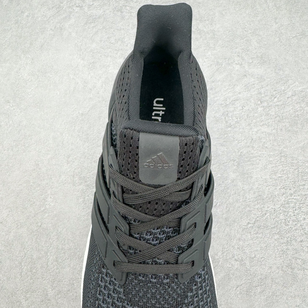 图片[5]-零售💰250 ＃YG纯原 AD Ultra Boost UB1.0 初代系列低帮袜套式针织透气缓震休闲运动慢跑鞋 S77417 德国进口巴斯夫大底 全套原纸板楦头开发 原厂特供飞织面配套加持 确保原汁原味 完美呈现版型 一比一还原zp踩屎脚感 原档案底模数据 正确多层组合大底 辰元原厂针织代工 细节还原度极高 独家外贸特供开发至48.5 超强Boost缓震 搭配马牌橡胶大底 满足日常出行跑步健身需求 Primeknit鞋面材料采用羊毛沙线 舒适柔软 爆米花颗粒饱满 弹性十足 鞋底前后10mm的标准高度差 使两头上翘的弧形鞋底结构更加完美 尺码：36 36.5 37 38 38.5 39 40 40.5 41 42 42.5 43 44 44.5 45 46 47 48 编码：by2936050-运动鞋