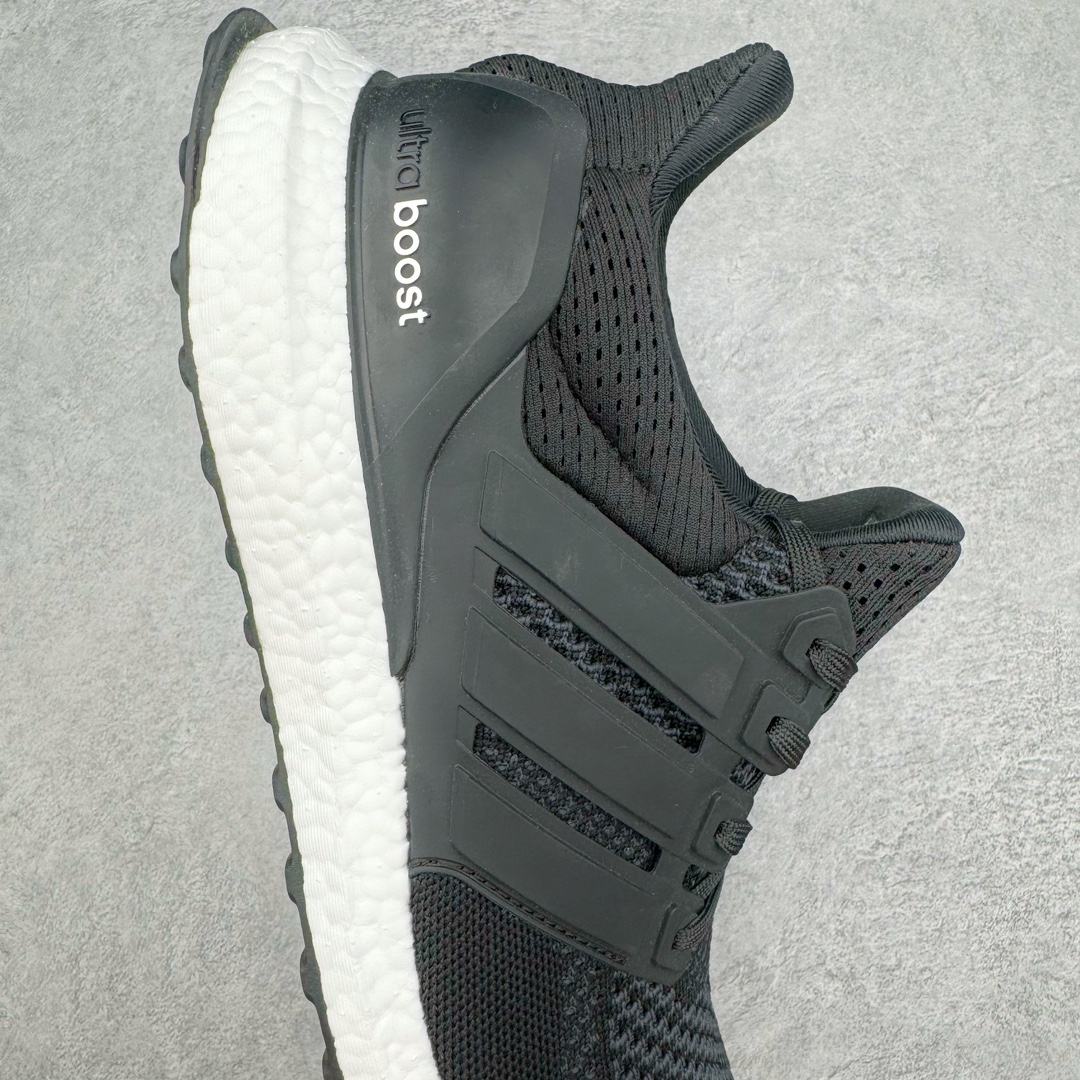 图片[6]-零售💰250 ＃YG纯原 AD Ultra Boost UB1.0 初代系列低帮袜套式针织透气缓震休闲运动慢跑鞋 S77417 德国进口巴斯夫大底 全套原纸板楦头开发 原厂特供飞织面配套加持 确保原汁原味 完美呈现版型 一比一还原zp踩屎脚感 原档案底模数据 正确多层组合大底 辰元原厂针织代工 细节还原度极高 独家外贸特供开发至48.5 超强Boost缓震 搭配马牌橡胶大底 满足日常出行跑步健身需求 Primeknit鞋面材料采用羊毛沙线 舒适柔软 爆米花颗粒饱满 弹性十足 鞋底前后10mm的标准高度差 使两头上翘的弧形鞋底结构更加完美 尺码：36 36.5 37 38 38.5 39 40 40.5 41 42 42.5 43 44 44.5 45 46 47 48 编码：by2936050-运动鞋