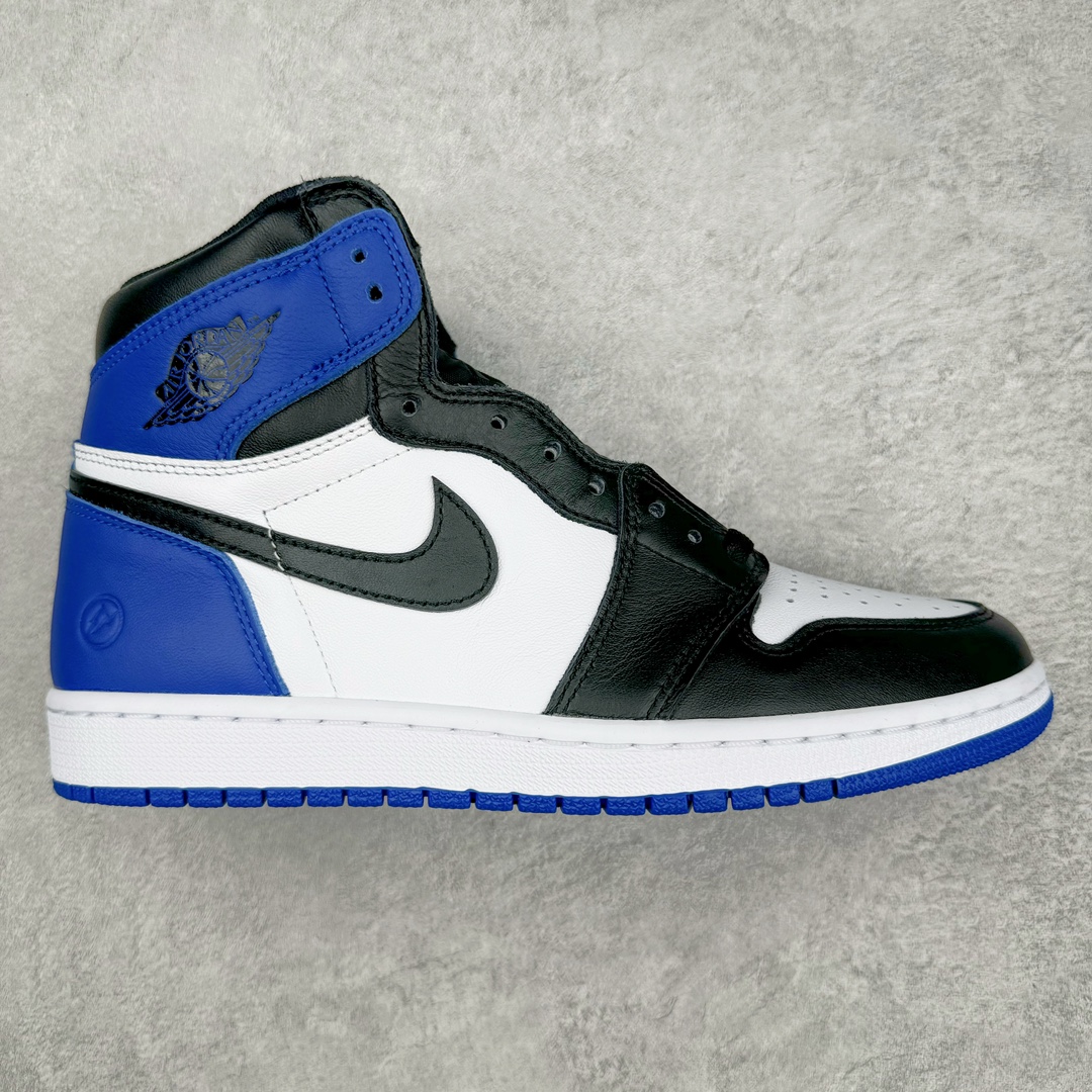 零售💰540 ＃Ljr特供 Fragment Design x Air Jordan AJ1 Retro High 藤原浩联名大闪电 716371-040 全新改良批次 圈内最强倒钩系列 恪守真诚 承诺混一赔十 高端零售裸鞋圈特供批次 SZ原厂全套原楦原纸板冲刀磨具开发 原厂皮料加持 原厂港宝加持定型后跟R度完美 同源原厂电绣 飞翼针数密度立体效果一致 百分百一致原鞋 原厂拉帮工艺 针距密度一致 后跟弧度收口自然不对折 极致一眼正品既视感 进口玻璃冲刀皮料裁剪零毛边 全鞋电脑针车工艺 品控清洁度最高QC检验标准 免检产品 原厂订购鞋盒、鞋标、防尘纸、鞋撑、鞋带 追求极致的原厂味道 SIZE：40.5 41 42 42.5 43 44 44.5 45 46 47.5 48.5 编码：by5936040-运动鞋