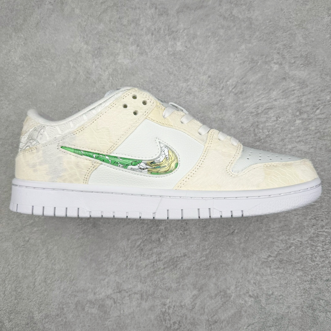 ＃B版纯原福利 NK Dunk Low 蒸汽木偶 CNY龙年限定 北海龙王 敖顺 米白 DV0831-101 工艺手法钢印水钩刺绣缝纫 除鞋底外全鞋改造材质仿马毛 皮革 丝绸 口碑大厂出品 品控大底版型不断改良更新品质稳定 全套原纸板楦头开发 确保原汁原味 完美呈现DUNK版型 原厂玻璃冲刀 超高清洁度 全鞋零毛边皮料切割 通过独特多巴胺配色渐变设计、解构麻绳鞋带等细节 让嘻哈元素和潮流元素相结合 尽显帅气本质 设计上尽显特色 百搭耐看 表现出特有的潮流感 整鞋风格鲜明 极具美学 穿出门更是回头率满满 尺码：35.5 36 36.5 37.5 38 38.5 39 40 40.5 41 42 42.5 43 44 44.5 45 46 47.5-选品中心