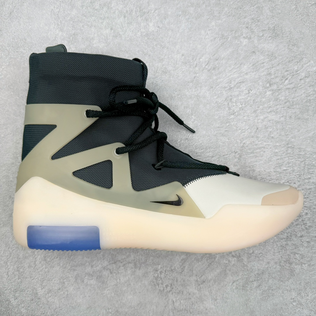 零售💰450 ＃KX纯原 Fear of God x NK Air Fear of God 1 FOG联名高街复古篮球鞋 黑白灰 AR4237-902 全新外贸特供私人订单 重金购入原鞋 全套原档案原纸板开发 鞋面采用原厂材质 搭配原装网面 百万原厂磨具开模 进口TPU框架设计 中底搭载 双层 Zoom Air 气垫科技 缓震脚感舒适度 完美匹配球王战靴 同步官方包装配件 附赠原装高端鞋袋 每只鞋和配件拥有一个液态银独立包装 从鞋型到材质到细节到配件 一切遵循公司货原鞋标准打造 完全原汁原味呈现 鞋码：42 43 44 44.5 45 编码：by4936050-运动鞋