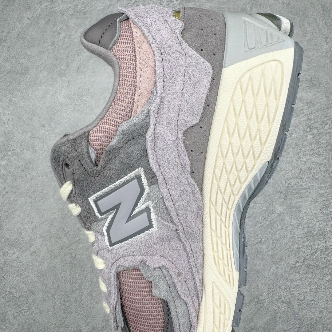 图片[7]-零售💰340 ＃总裁 新百伦NB New Balance M2002RDY 紫色 全套原楦原纸板原厂数据开发 原厂网纱 原装进口翻毛皮料正确绒感卡色 正确中底拉帮中底网布细节 一比一手工擦旧效果 冲裁组合 匠心打造 耗时两个月开发完成 工艺极其复杂难度可想而知 新开独立私模大底 全网唯一正确做旧组合大底 高端零售专供产物 尺码：36 37 37.5 38 38.5 39.5 40 40.5 41.5 42 42.5 43 44 44.5 45 45.5 46.5 47 编码：by3936040-运动鞋