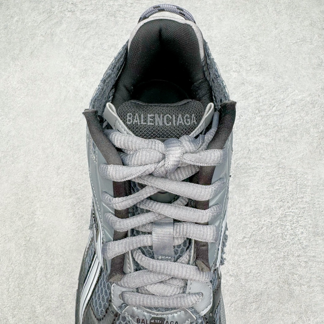 图片[5]-零售💰500 ＃XA BALENCIAGA Runner Sneaker 巴黎世家七代慢跑系列低帮复古野跑潮流运动鞋老爹鞋 尼龙和网布材质 磨损效果 鞋头边缘印有尺码 背面浮印尺码 外侧印有跑者徽标 鞋舌刺绣 Balenciaga 品牌标识 鞋跟背面 Balenciaga品牌标识 材质采用65%聚氨酯、35%聚酯纤维 全新 Runner 鞋型轮廓借鉴于 2000 年初的复古线条 搭载大网眼面料制成鞋面基础，由粉色、白色尼龍与橡胶质地覆盖鞋面诠释线条感 当中透过几道手缝线与折损痕更是精准的掌握历经时间淬炼的破旧痕迹 延续其手法至鞋领、鞋跟、鞋带、中底等部分均饰有破损及脏污之貌 尤其是鞋领处与鞋带孔眼条更是采用不规则做旧技术将内容物泡棉随机露出 尺码：35 36 37 38 39 40 41 42 43 44 45 46 编码：by5936000-运动鞋