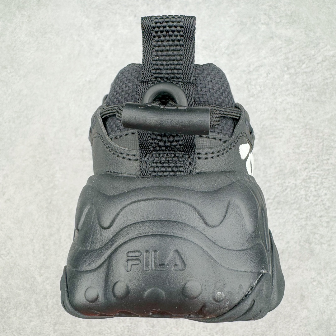 图片[8]-FILA FUSION 斐乐潮牌防滑耐磨轻便运动鞋 FUSION 系列传承了 FILA 的百年基因，融入年轻运动及潮流文化，成为引领变革、创新突破的一代。以“1+N” 的跨界合作模式重现经典的同时创造经典。带来最出其不意的跨界合作惊喜。同时，FILAFUSION把FILA 的 DNA 融入到定制体验里，你可以随心制造厲于你的产品。FILA FUSION 的鞋家族涵盖了老爹鞋、跑步鞋、网球鞋、季节款。风格复古新潮，满足了时尚人士出行及各类运动的搭配需求，成为当下年轻人筷拥的鞋类品牌之一。FILA FUSION 走进年轻人的世界，通过年轻人运动，街舞，滑板，篮球，展现 FILA FUSION 的潮流态度和年轻文化。FILA FUSION 认为末来属于引领变革、创新突破的年轻一代，让我们一起构成 FILA 未来的蓝图吧！尺码：36 36.5 37.5 38 38.5 39 40 40.5 41 42 42.5 43 44 44.5 45-选品中心