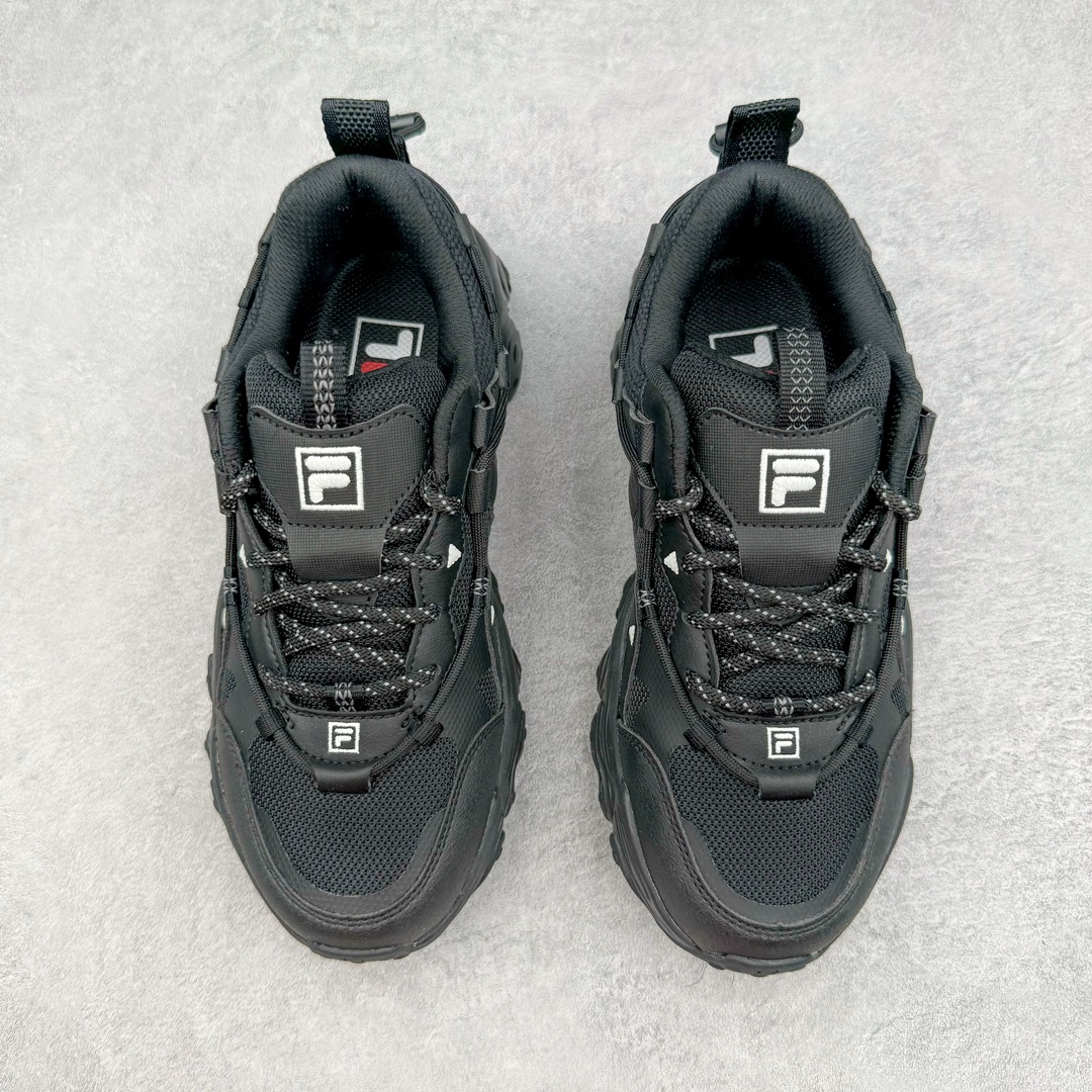 图片[2]-FILA FUSION 斐乐潮牌防滑耐磨轻便运动鞋 FUSION 系列传承了 FILA 的百年基因，融入年轻运动及潮流文化，成为引领变革、创新突破的一代。以“1+N” 的跨界合作模式重现经典的同时创造经典。带来最出其不意的跨界合作惊喜。同时，FILAFUSION把FILA 的 DNA 融入到定制体验里，你可以随心制造厲于你的产品。FILA FUSION 的鞋家族涵盖了老爹鞋、跑步鞋、网球鞋、季节款。风格复古新潮，满足了时尚人士出行及各类运动的搭配需求，成为当下年轻人筷拥的鞋类品牌之一。FILA FUSION 走进年轻人的世界，通过年轻人运动，街舞，滑板，篮球，展现 FILA FUSION 的潮流态度和年轻文化。FILA FUSION 认为末来属于引领变革、创新突破的年轻一代，让我们一起构成 FILA 未来的蓝图吧！尺码：36 36.5 37.5 38 38.5 39 40 40.5 41 42 42.5 43 44 44.5 45-选品中心