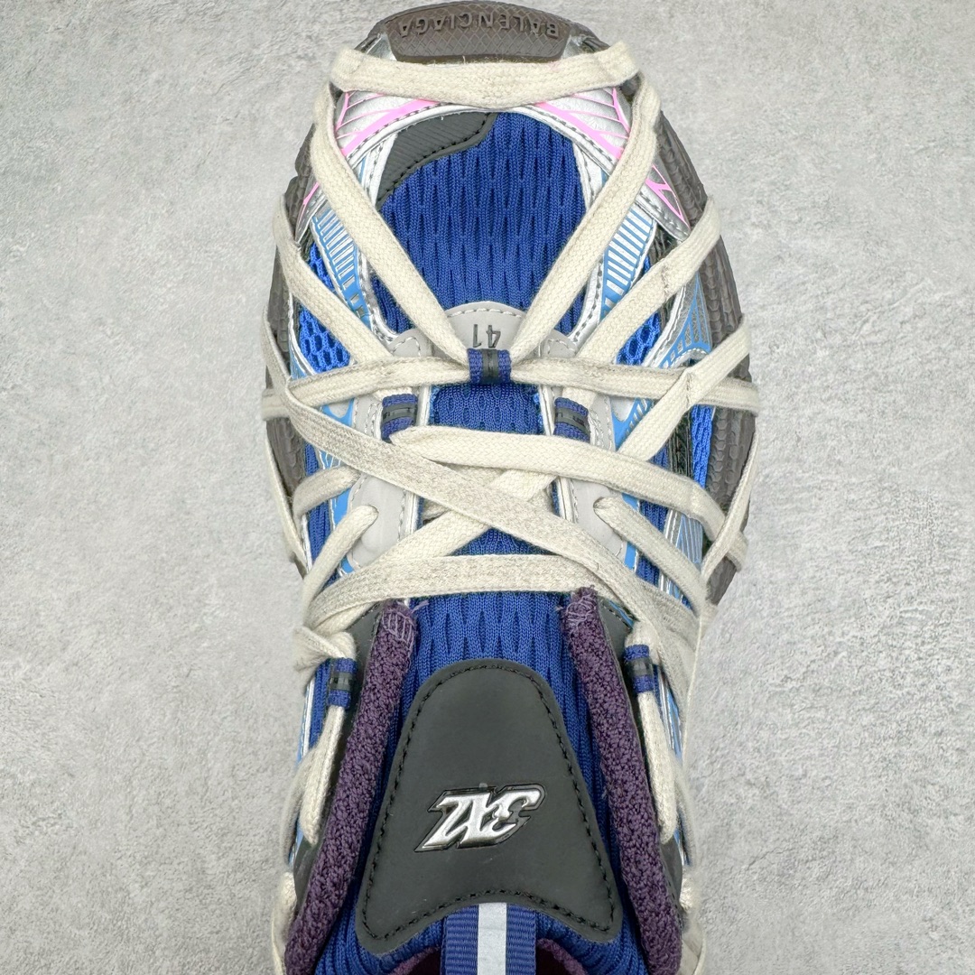 图片[4]-＃纯原 BALENCIAGA 3XL Sneakers 巴黎世家十代网布系带低帮走秀复古老爹鞋 全套原纸板楦头开发 最原汁原味的灵魂版型 全鞋荧光划线卡点 胶水把控整洁度追求极致完美 每一双都是工艺品 多重QC质检 超越公司货的品控标准 实实在在的免检产品 原盒原配 正确字体电绣 粗细、位置、大小正确 侧边TPU 透气孔匹配意产原版 正确分离大底 TPU软底 原版一致大底LOGO 立体感十足 原厂皮料水洗做旧 采购原厂网纱 不含皮革 网布材料和聚氨酯 磨损效果 鞋头边缘和后帮 Balenciaga 徽标 鞋面和后跟凸印尺码 鞋舌 3XL 橡胶品牌标识和反光细节 鞋帮拉袢和鞋舌拉祥 配反光细节 备用鞋带在鞋履前侧 可在穿着前取下 便于不同造型搭配 偏大一码 尺码：35 36 37 38 39 40 41 42 43 44 45 46-选品中心