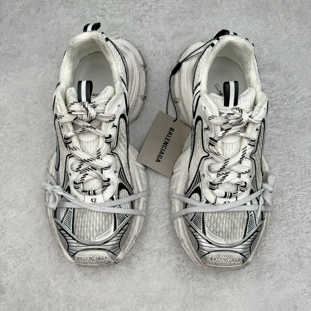 图片[2]-零售💰500 ＃总裁 BALENCIAGA 3XL Sneakers 巴黎世家十代网布系带低帮走秀复古老爹鞋 全套原纸板楦头开发 最原汁原味的灵魂版型 全鞋荧光划线卡点 胶水把控整洁度追求极致完美 每一双都是工艺品 多重QC质检 超越公司货的品控标准 实实在在的免检产品 原盒原配 正确字体电绣 粗细、位置、大小正确 侧边TPU 透气孔匹配意产原版 正确分离大底 TPU软底 原版一致大底LOGO 立体感十足 原厂皮料水洗做旧 采购原厂网纱 不含皮革 网布材料和聚氨酯 磨损效果 鞋头边缘和后帮 Balenciaga 徽标 鞋面和后跟凸印尺码 鞋舌 3XL 橡胶品牌标识和反光细节 鞋帮拉袢和鞋舌拉祥 配反光细节 备用鞋带在鞋履前侧 可在穿着前取下 便于不同造型搭配 偏大一码 尺码：35 36 37 38 39 40 41 42 43 44 45 编码：by5936000-运动鞋