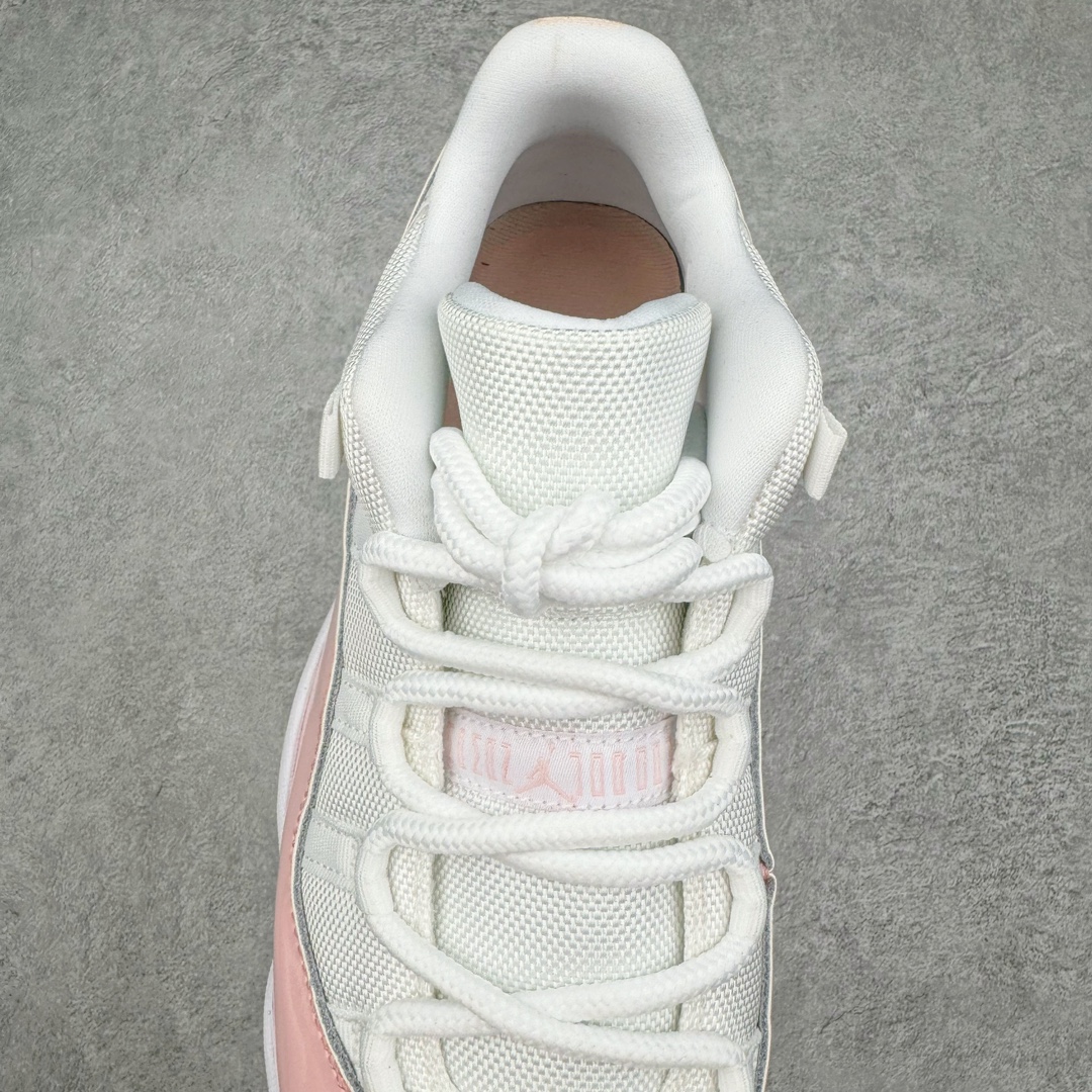 图片[5]-零售💰330 ＃KZ神版 Air Jordan AJ11 Low WMNS \”Legend Pink\” 低帮 白粉 AH7680-160 市场中端王者 耗时半年巨作 全套原纸板楦头开发 确保原汁原味 完美呈现11代版型 此版本只针对中端市场 皮料材质有所更替 其他数据细节工艺流程均保持一致绝不口嗨 细节品控鞋型随意秒杀市面3XX 原楦原档案数据开模打造 原厂中底拉帮钢印 原厂进口漆皮 防冻不开裂 原装鞋撑 水晶大底正确色度色泽 原楦原数据刺绣 原厂车缝走线及对位 毫厘不差 飞人logo采用原数据电脑刺绣 原装正品碳纤维真实碳板 增强抗扭 原内标 原盒标 正确官方原盒 防氧化水晶外底 原厂配套全掌solo气垫 进口港宝加持 后跟自然饱满 全鞋荧光划线卡点 追求极致完美 每一双都是工艺品 多重QC质检 超越公司货的品控标准 实实在在的免检产品 SIZE：36 36.5 37.5 38 38.5 39 40 40.5 41 42 42.5 43 44 44.5 45 46 47.5 编码：by3936030-运动鞋