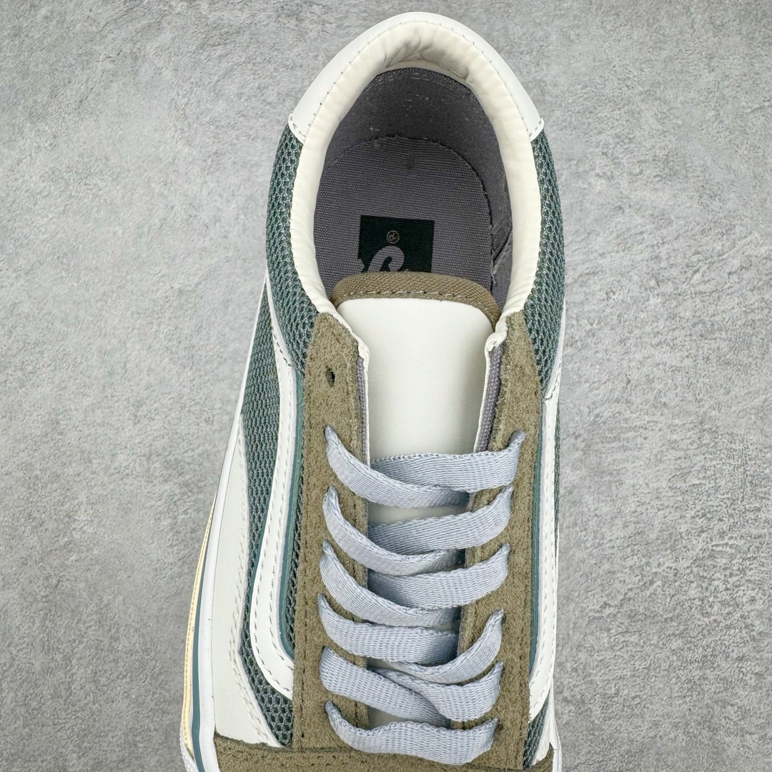 图片[5]-零售💰220 Vans TDC Tokyo Design Collective Old Skool  Slip-On 拼接系列 Premium高阶支线n鞋款设计受到 90年代复古跑鞋的启发，鞋面大面积使用尼龙网眼材质与皮革、麂皮材质拼贴组合，再搭配上简约的配色风格，体现纯正的日潮简约而又精致的设计风格。 官方货号：VN0000MY4BG 官方货号：VN000MXHBGK  尺码：35-44（36.5 38.5 40.5 42.5） 编码：by2936020-运动鞋