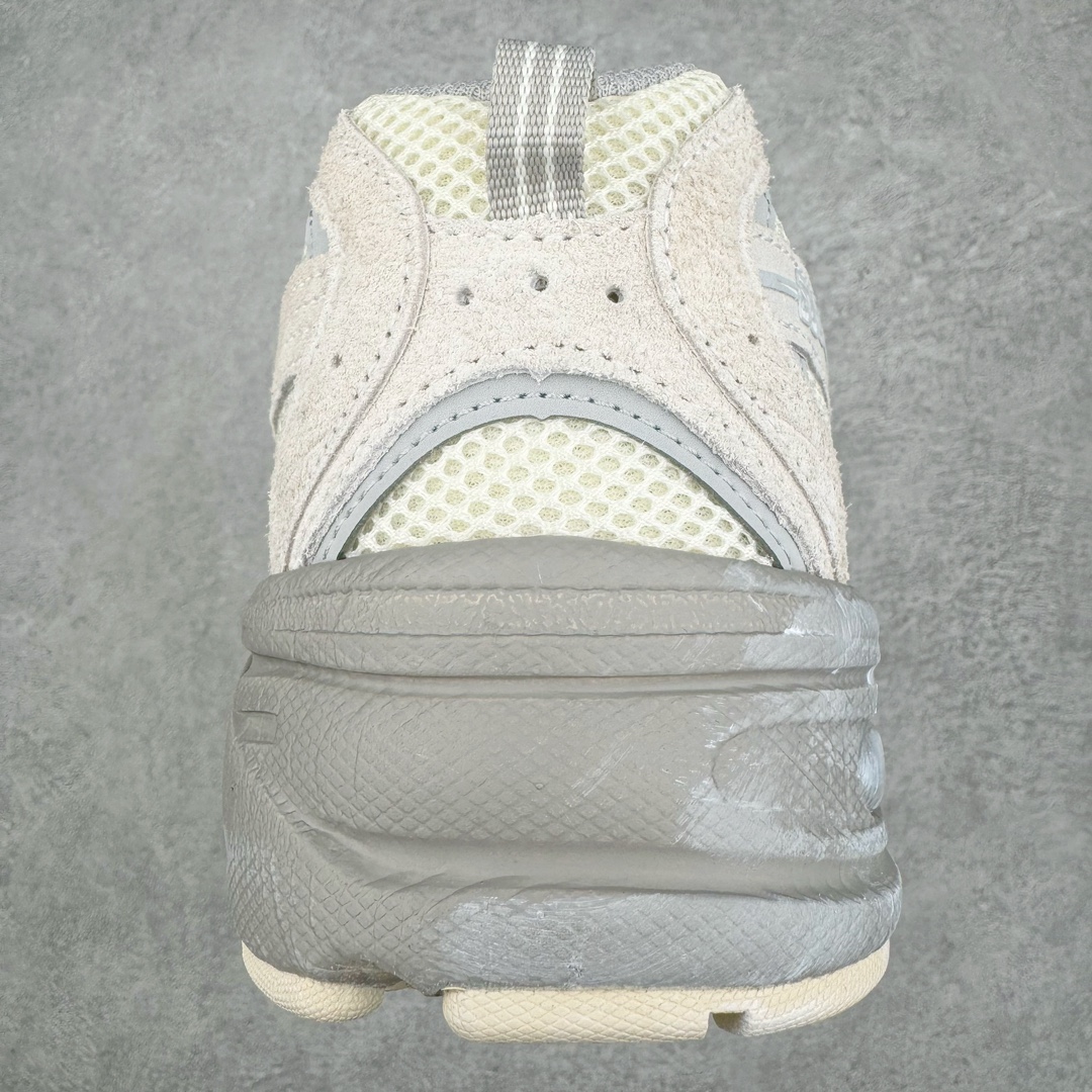 图片[8]-＃纯原 新百伦NB New Balance MR530 全套原楦原纸板原厂数据开发 原厂网纱 原装进口皮料正确卡色 正确中底拉帮中底网布细节 冲裁组合 匠心打造 耗时两个月开发完成 工艺极其复杂难度可想而知 新开独立私模大底 全网唯一正确做旧组合大底 高端零售专供产物 尺码：36 37 37.5 38 38.5 39.5 40 40.5 41.5 42 42.5 43 44 44.5-选品中心