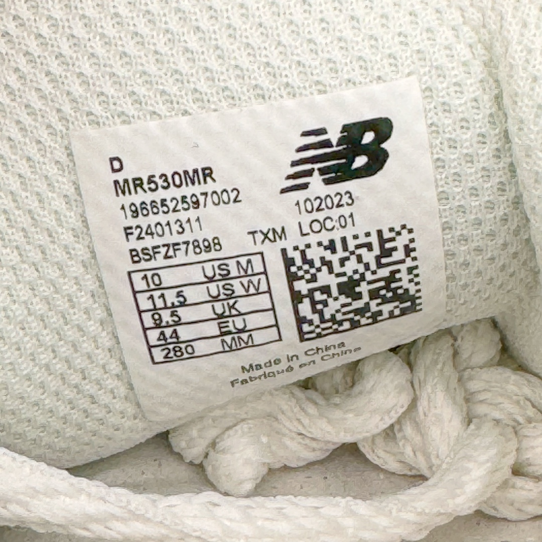 图片[11]-＃纯原 新百伦NB New Balance MR530 全套原楦原纸板原厂数据开发 原厂网纱 原装进口皮料正确卡色 正确中底拉帮中底网布细节 冲裁组合 匠心打造 耗时两个月开发完成 工艺极其复杂难度可想而知 新开独立私模大底 全网唯一正确做旧组合大底 高端零售专供产物 尺码：36 37 37.5 38 38.5 39.5 40 40.5 41.5 42 42.5 43 44 44.5-选品中心