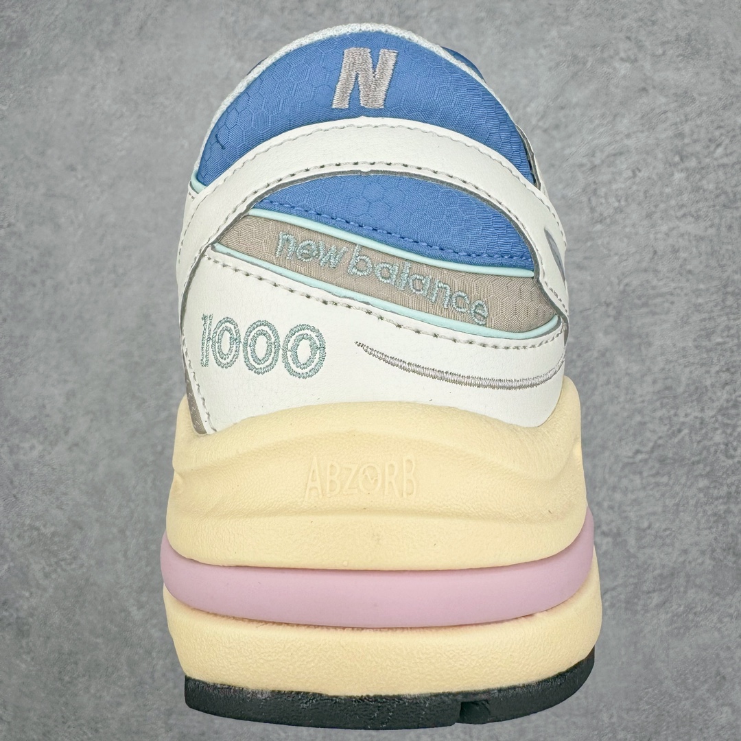 图片[8]-零售💰300 ＃M纯原 New Balance M1000 NB新百伦系列低帮复古老爹风休闲运动慢跑鞋 全套原楦原纸板原厂数据开发 进口三明治网面 原装进口皮料正确绒感卡色 正确中底拉帮中底网布细节 原厂标裁 带紫光防伪 定制后跟透明水晶模块 冲裁组合 大底贴合程度胶水上色把控完美 多道序QC把关品质完善 匠心打造 NB1000系列作为NB最高端的鞋型 诞生于1999年 一度成为当年的热门鞋型 神似Air Max95 现在看来也是一双符合潮流趋势的复古老爹鞋型 此番Teddy Santis亲自操刀 将丰富的配色和升级材质于复古的1000鞋型结合 鞋身采用米色、绿色和粉色的搭配 \”N\”字Logo也以全新的设计呈现 以1000标志性的网布和皮革材质打造 带来全新的视觉体验 尺码：36 37 37.5 38 38.5 39.5 40 40.5 41.5 42 42.5 43 44 44.5 45 46 编码：Wby3936000-运动鞋