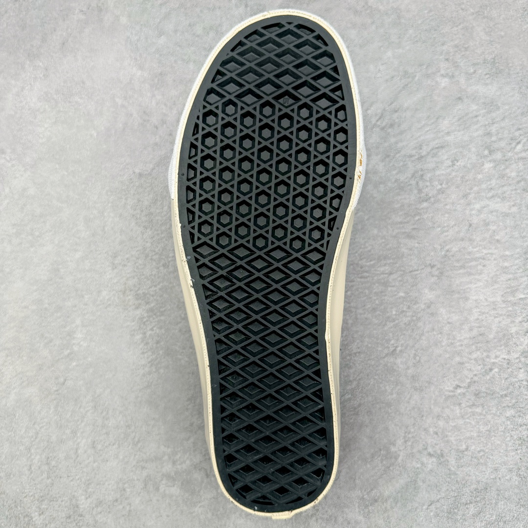 图片[9]-Vans TDC Tokyo Design Collective Old Skool Slip-On 拼接系列 Premium高阶支线 鞋款设计受到 90年代复古跑鞋的启发，鞋面大面积使用尼龙网眼材质与皮革、麂皮材质拼贴组合，再搭配上简约的配色风格，体现纯正的日潮简约而又精致的设计风格。 货号：VN000MXHDT4 货号：VN000MY4DT4 尺码：35-44（36.5 38.5 40.5 42.5）-选品中心