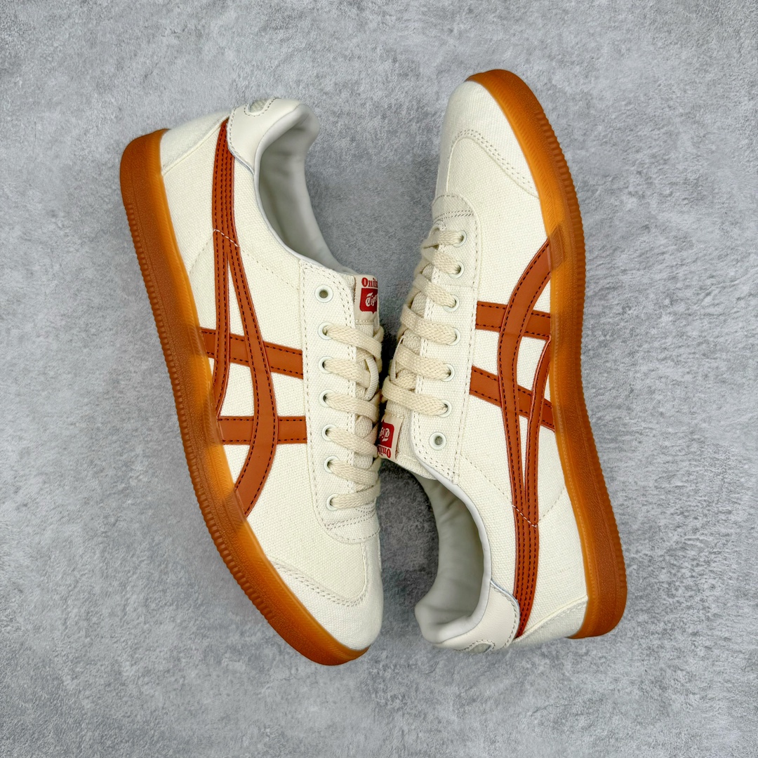 图片[3]-💰120 ＃福利特价‼Asics Onitsuka Tige TOKUTEN 亚瑟士鬼冢虎男女士复古跑鞋街拍潮鞋低帮板鞋经典款中性复古运动鞋 轻盈舒适 时尚与复古与一体 轻盈的款式 适合夏天~简单的设定配合修长的线条 全鞋身均以麖皮打造 散发着日本新一代的潮流品味 无论配衬任何造型都能胜任 Tokuten 精神来自80年代的室内用鞋 T-TOE前足补强设计 环状中底底部结构 橡胶大底元素 防滑耐磨的同时保持着鞋子的轻盈 并提供良好牵引力 脚感柔软舒适 长时间行走也不会觉得脚部不适 经典复刻款 休闲百搭 中性款男女都可穿 尺码：36 37 37.5 38 39 40.5 41.5 42 42.5 43.5 44 45 编码：Bby1936090-运动鞋