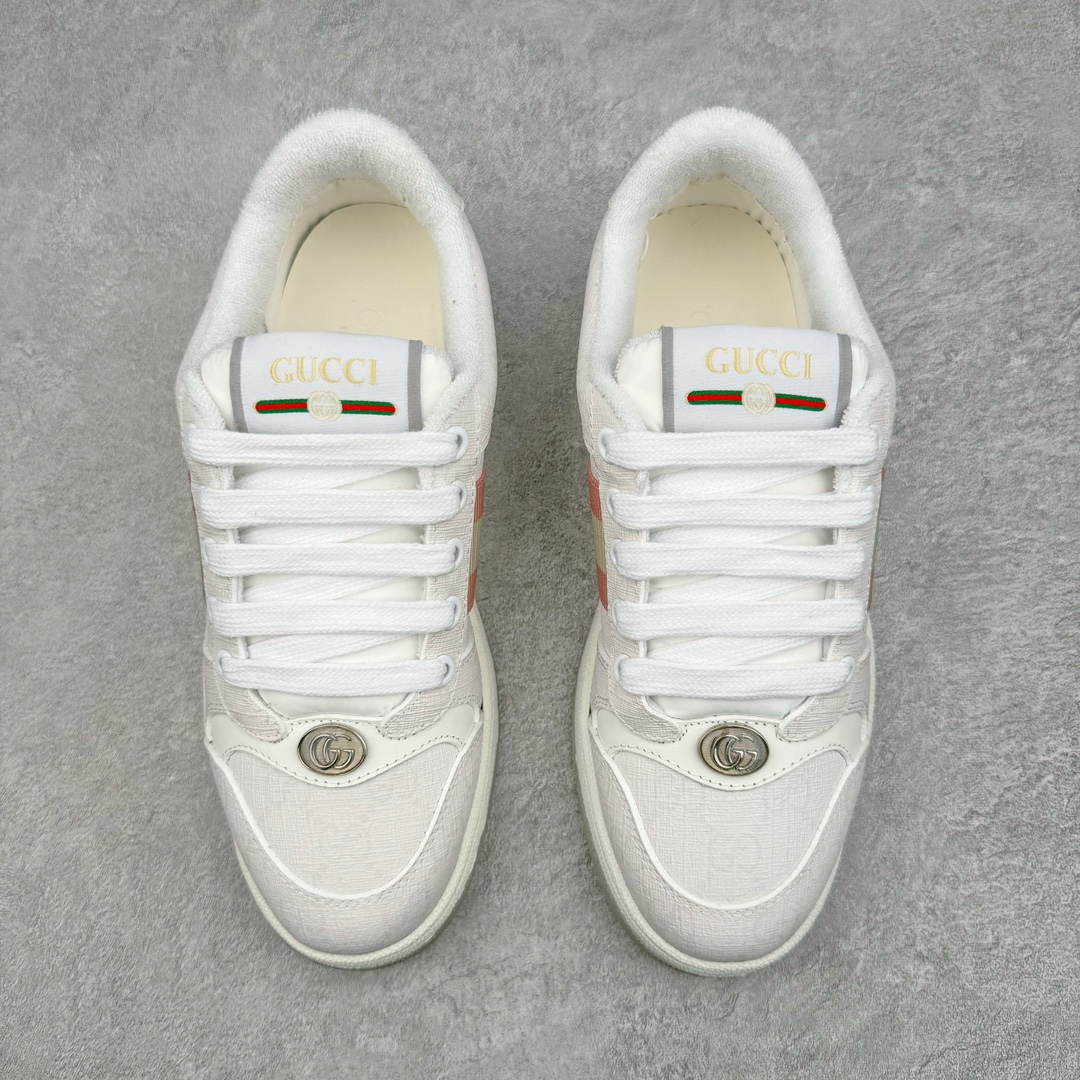 图片[2]-💰260 ＃纯原福利‼Gucci Distressed Screener sneaker 古驰小脏鞋系列经典原型复古百搭做旧老爹板鞋/复古学院风 怀旧版 原厂订单 目前市面最强＃官网同步最新满天星礼盒全套包装 高端零售海外实体专供 ‬混卖版 渠‮原道‬装 全身20几个细节点全部做到一致还原 吊打市面所有版本 原版做旧 右脚鞋侧嵌入NFC防伪芯片装置＋鞋盒标二唯码扫描 秒进官网 秒杀市面任何版本 原装意大利进口 里外全皮 全套包装 全头层顶级软牛皮 广东代工出品 原档原标原盒  随意对比任何版本 Size：35 36 37 38 39 40 41 42 43 44 45 编码：Fby3936030-运动鞋