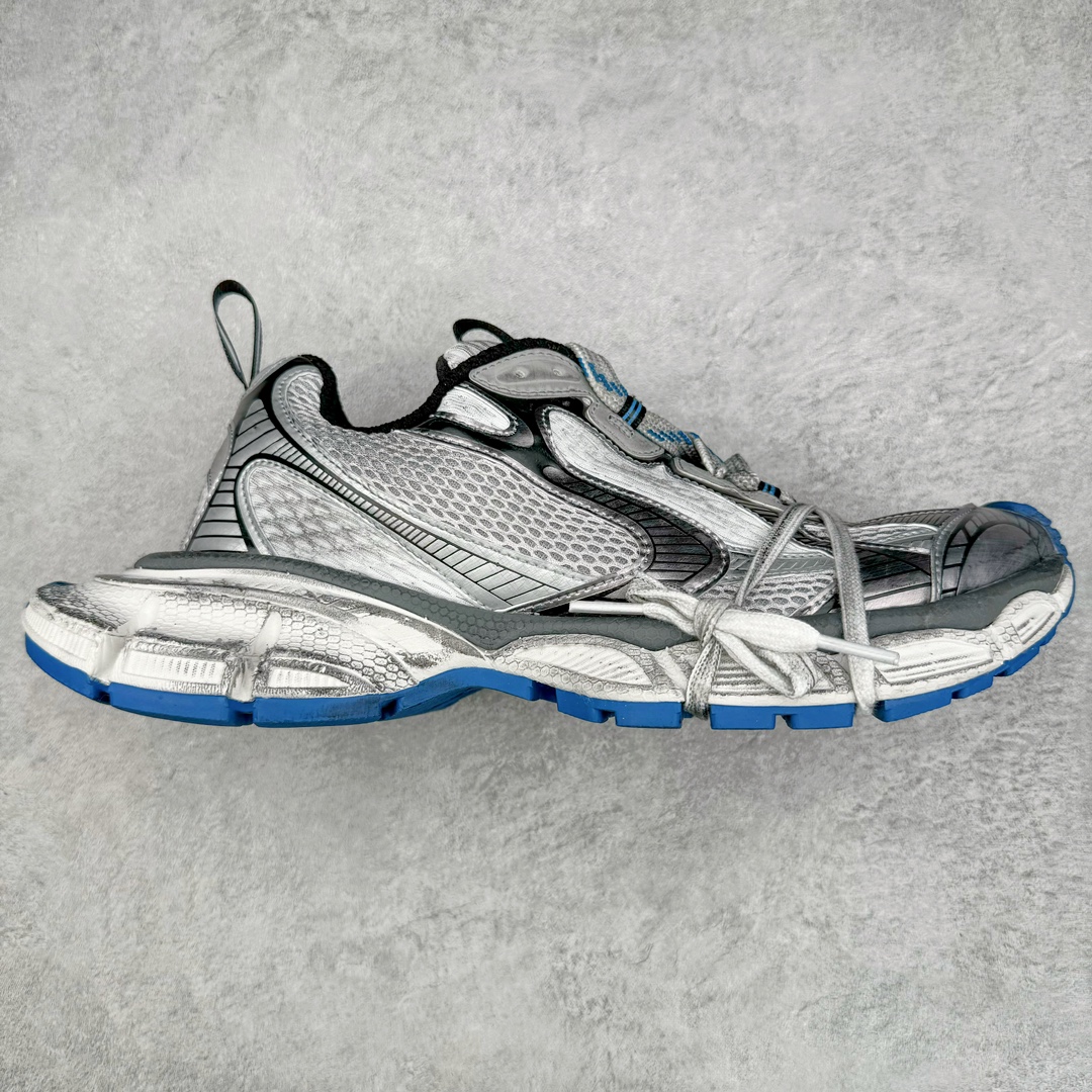 ＃OG纯原 BALENCIAGA 3XL Sneakers 巴黎世家十代网布系带低帮走秀复古老爹鞋 黑色闪钻 全套原纸板楦头开发 最原汁原味的灵魂版型 全鞋荧光划线卡点 胶水把控整洁度追求极致完美 每一双都是工艺品 多重QC质检 超越公司货的品控标准 实实在在的免检产品 原盒原配 正确字体电绣 粗细、位置、大小正确 侧边TPU 透气孔匹配意产原版 正确分离大底 TPU软底 原版一致大底LOGO 立体感十足 原厂皮料水洗做旧 采购原厂网纱 不含皮革 网布材料和聚氨酯 磨损效果 鞋头边缘和后帮 Balenciaga 徽标 鞋面和后跟凸印尺码 鞋舌 3XL 橡胶品牌标识和反光细节 鞋帮拉袢和鞋舌拉祥 配反光细节 备用鞋带在鞋履前侧 可在穿着前取下 便于不同造型搭配 正常尺码 尺码：35 36 37 38 39 40 41 42 43 44 45 46-选品中心