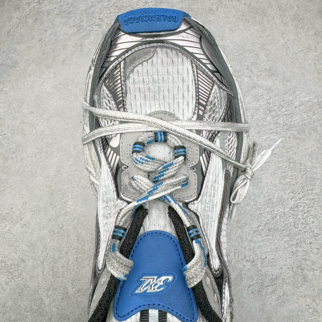 图片[4]-＃OG纯原 BALENCIAGA 3XL Sneakers 巴黎世家十代网布系带低帮走秀复古老爹鞋 黑色闪钻 全套原纸板楦头开发 最原汁原味的灵魂版型 全鞋荧光划线卡点 胶水把控整洁度追求极致完美 每一双都是工艺品 多重QC质检 超越公司货的品控标准 实实在在的免检产品 原盒原配 正确字体电绣 粗细、位置、大小正确 侧边TPU 透气孔匹配意产原版 正确分离大底 TPU软底 原版一致大底LOGO 立体感十足 原厂皮料水洗做旧 采购原厂网纱 不含皮革 网布材料和聚氨酯 磨损效果 鞋头边缘和后帮 Balenciaga 徽标 鞋面和后跟凸印尺码 鞋舌 3XL 橡胶品牌标识和反光细节 鞋帮拉袢和鞋舌拉祥 配反光细节 备用鞋带在鞋履前侧 可在穿着前取下 便于不同造型搭配 正常尺码 尺码：35 36 37 38 39 40 41 42 43 44 45 46-选品中心