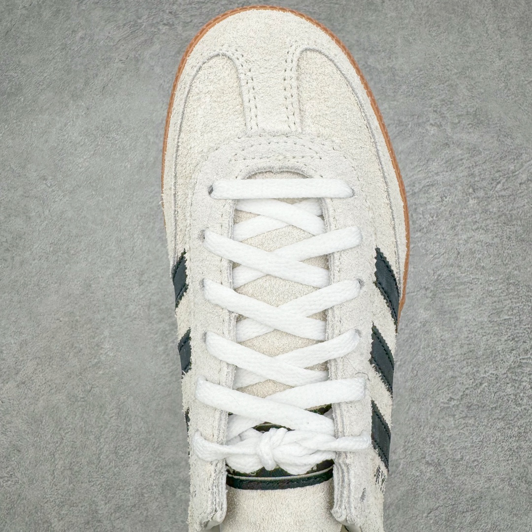 图片[4]-＃MF AD Originals Handball SPZL 手球运动员系列百搭休闲运动板鞋 IF6562 这款来自阿迪达斯的这款HANDBALL SPZL前身是一双手球运动鞋，这一次拿来复刻，所以鞋面的主要色彩选用了黑色， 鞋面外侧除了Spezial字母之外还有三叶草标志。Handball SPZL作为复古手球训练鞋与作为室内足球鞋的Samba有着异曲同工之处，但是质感更为出众的鞋身以及丰富的配色选择比起Samba来讲可以说是更胜一筹了！尺码：36 36⅔ 37⅓ 38 38⅔ 39⅓ 40 40⅔ 41⅓ 42 42⅔ 43⅓ 44 45-选品中心