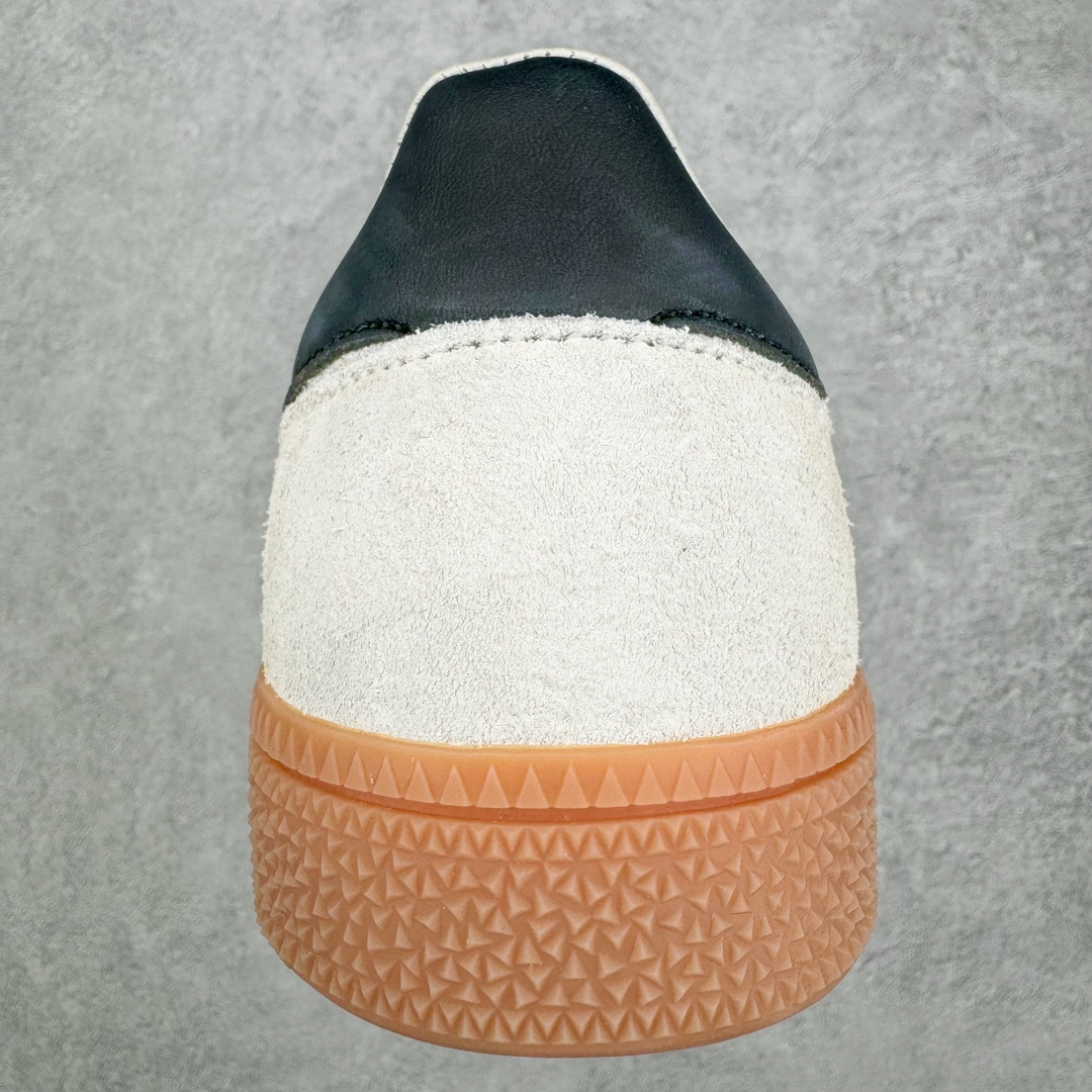 图片[8]-＃MF AD Originals Handball SPZL 手球运动员系列百搭休闲运动板鞋 IF6562 这款来自阿迪达斯的这款HANDBALL SPZL前身是一双手球运动鞋，这一次拿来复刻，所以鞋面的主要色彩选用了黑色， 鞋面外侧除了Spezial字母之外还有三叶草标志。Handball SPZL作为复古手球训练鞋与作为室内足球鞋的Samba有着异曲同工之处，但是质感更为出众的鞋身以及丰富的配色选择比起Samba来讲可以说是更胜一筹了！尺码：36 36⅔ 37⅓ 38 38⅔ 39⅓ 40 40⅔ 41⅓ 42 42⅔ 43⅓ 44 45-选品中心