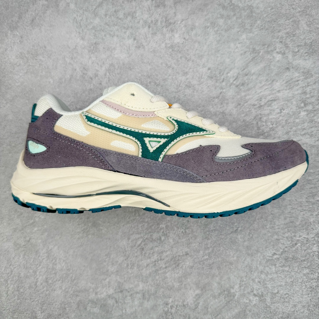 图片[4]-Mizuno 美津浓 Wave Rider Beta 复古时尚休闲舒适减震运动跑步鞋 美津浓WAVE机械缓震 可以说是机械缓震跑鞋科技的翘楚 有着非凡的适应性，有着充分而持久的缓震能力和轻量化设计，是一双可以陪伴我们日常训练甚至是半马比赛的跑鞋，无论是“跑步初哥”还是“精英老鸟”，只要不是比较夸张的大体重人群，都可以穿着WAVE RIDER 来跑步。如果你不知道跑步穿什么鞋，不知道给别人推荐什么鞋，那么选“美津浓 WAVE RIDER”总是没错的 尺码：36 36.5 37.5 38 38.5 39 40 40.5 41 42 42.5 43 44 44.5 45-选品中心