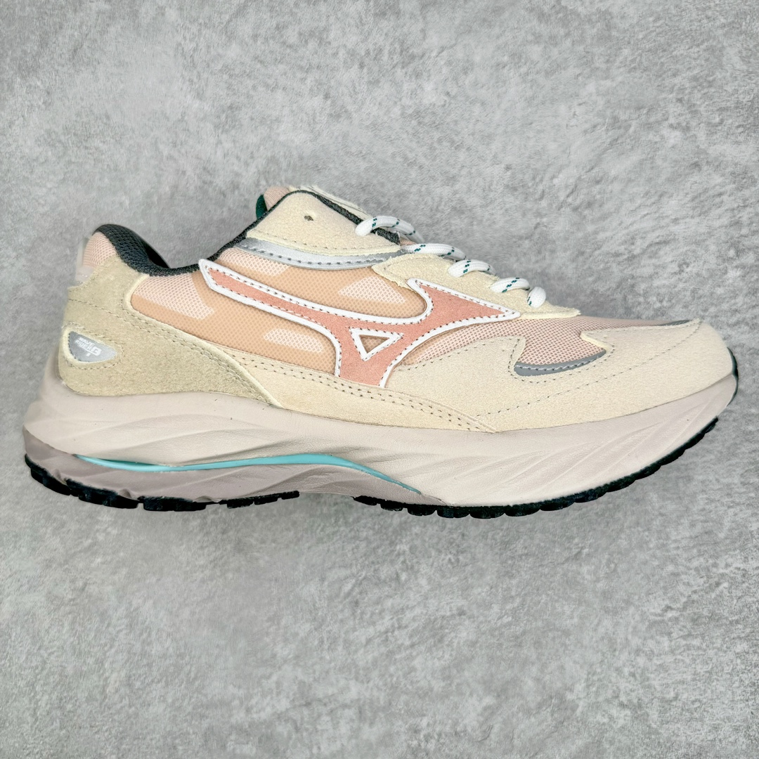 Mizuno 美津浓 Wave Rider Beta 复古时尚休闲舒适减震运动跑步鞋 美津浓WAVE机械缓震 可以说是机械缓震跑鞋科技的翘楚 有着非凡的适应性，有着充分而持久的缓震能力和轻量化设计，是一双可以陪伴我们日常训练甚至是半马比赛的跑鞋，无论是“跑步初哥”还是“精英老鸟”，只要不是比较夸张的大体重人群，都可以穿着WAVE RIDER 来跑步。如果你不知道跑步穿什么鞋，不知道给别人推荐什么鞋，那么选“美津浓 WAVE RIDER”总是没错的 尺码：36 36.5 37.5 38 38.5 39 40 40.5 41 42 42.5 43 44 44.5 45-选品中心